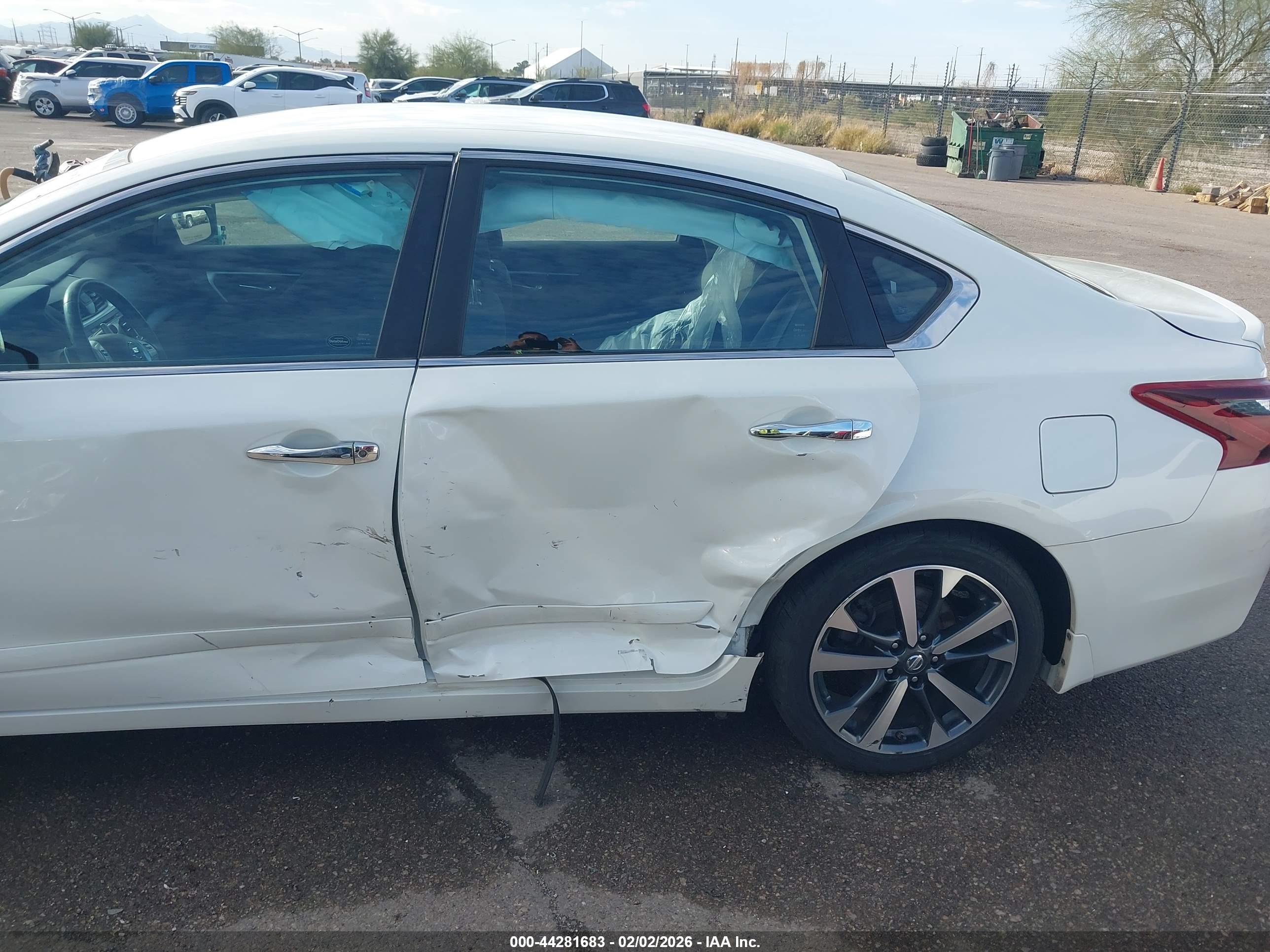 NISSAN ALTIMA image 6