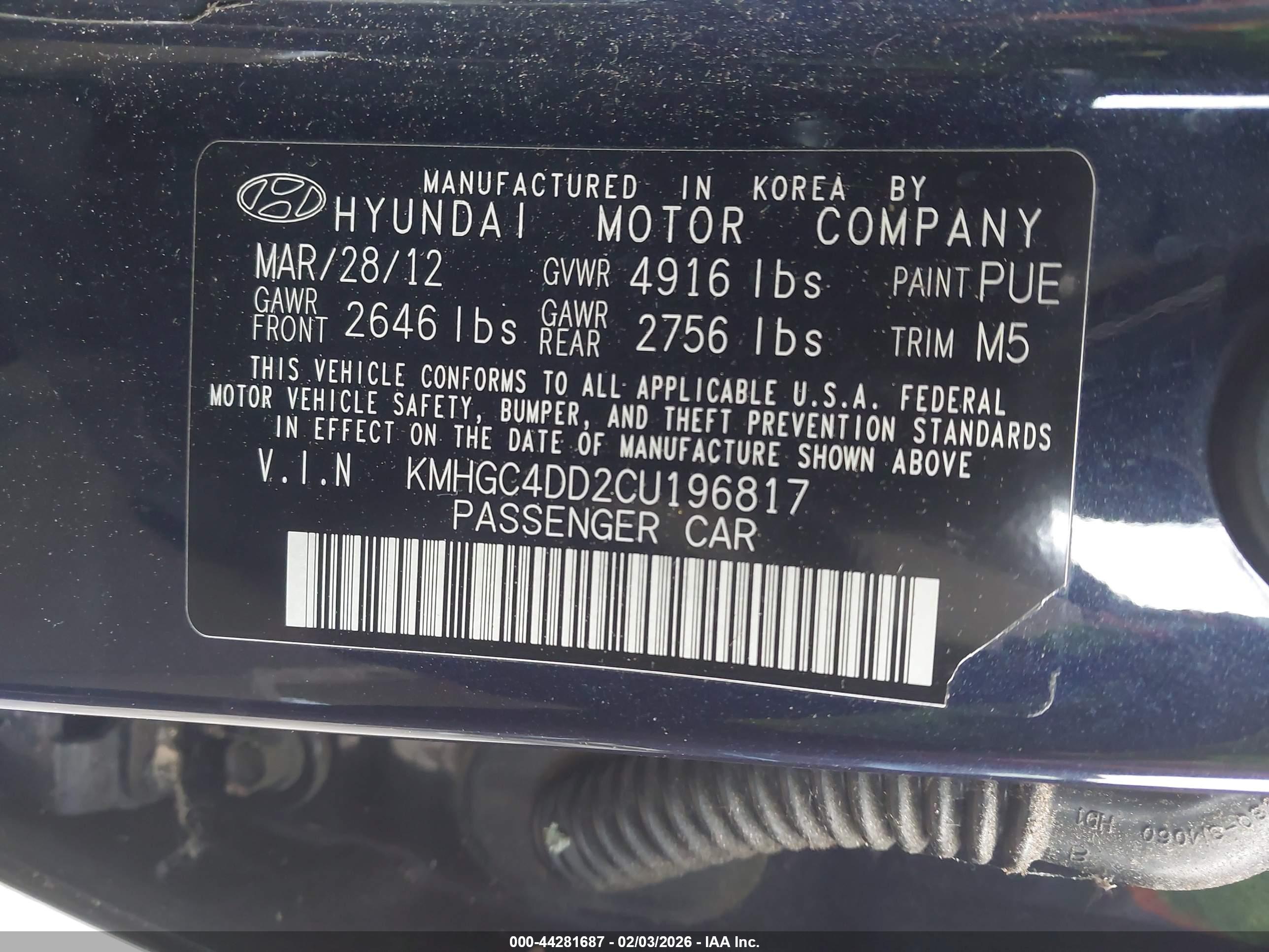 HYUNDAI GENESIS image 9