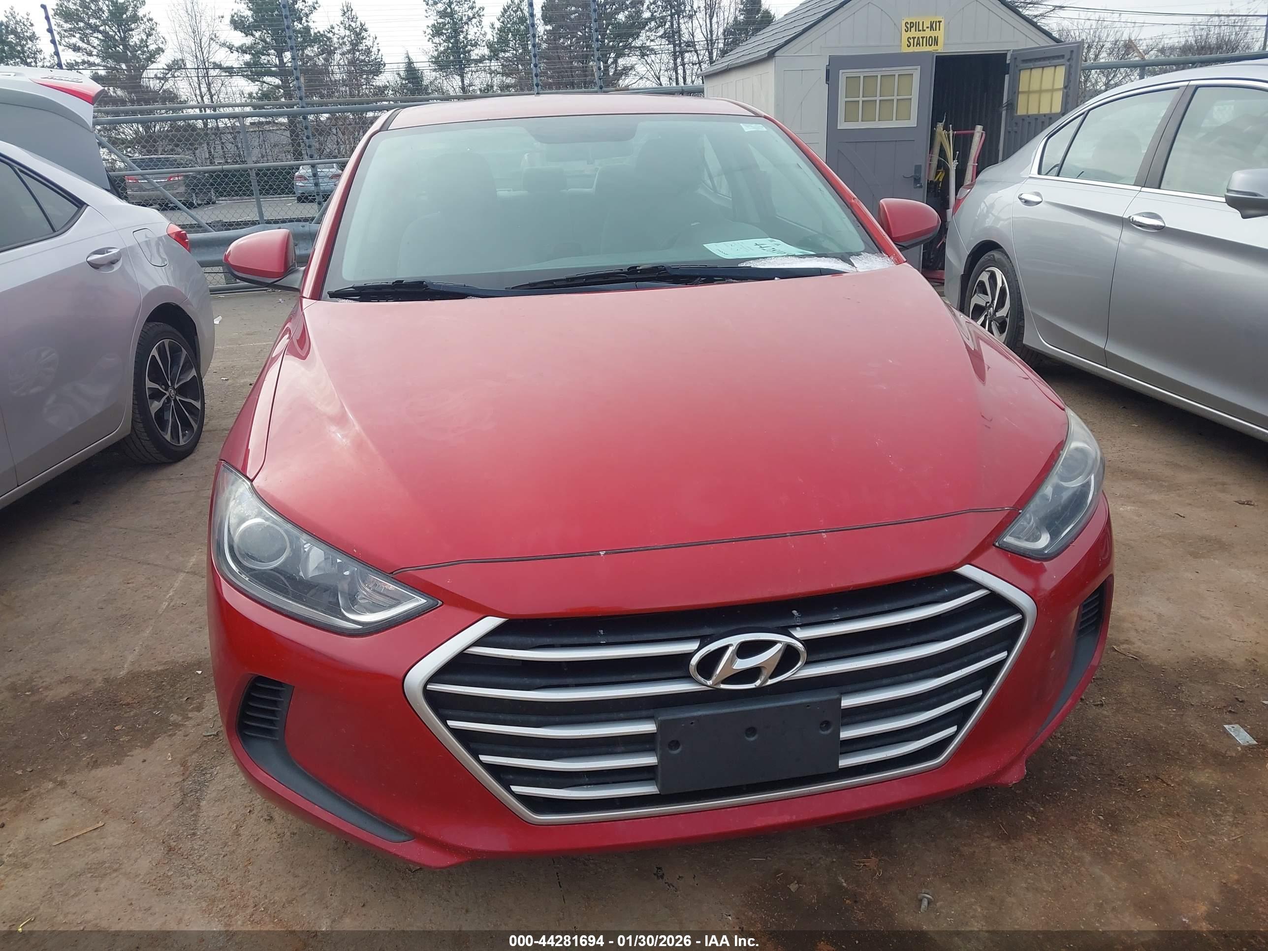 HYUNDAI ELANTRA image 6
