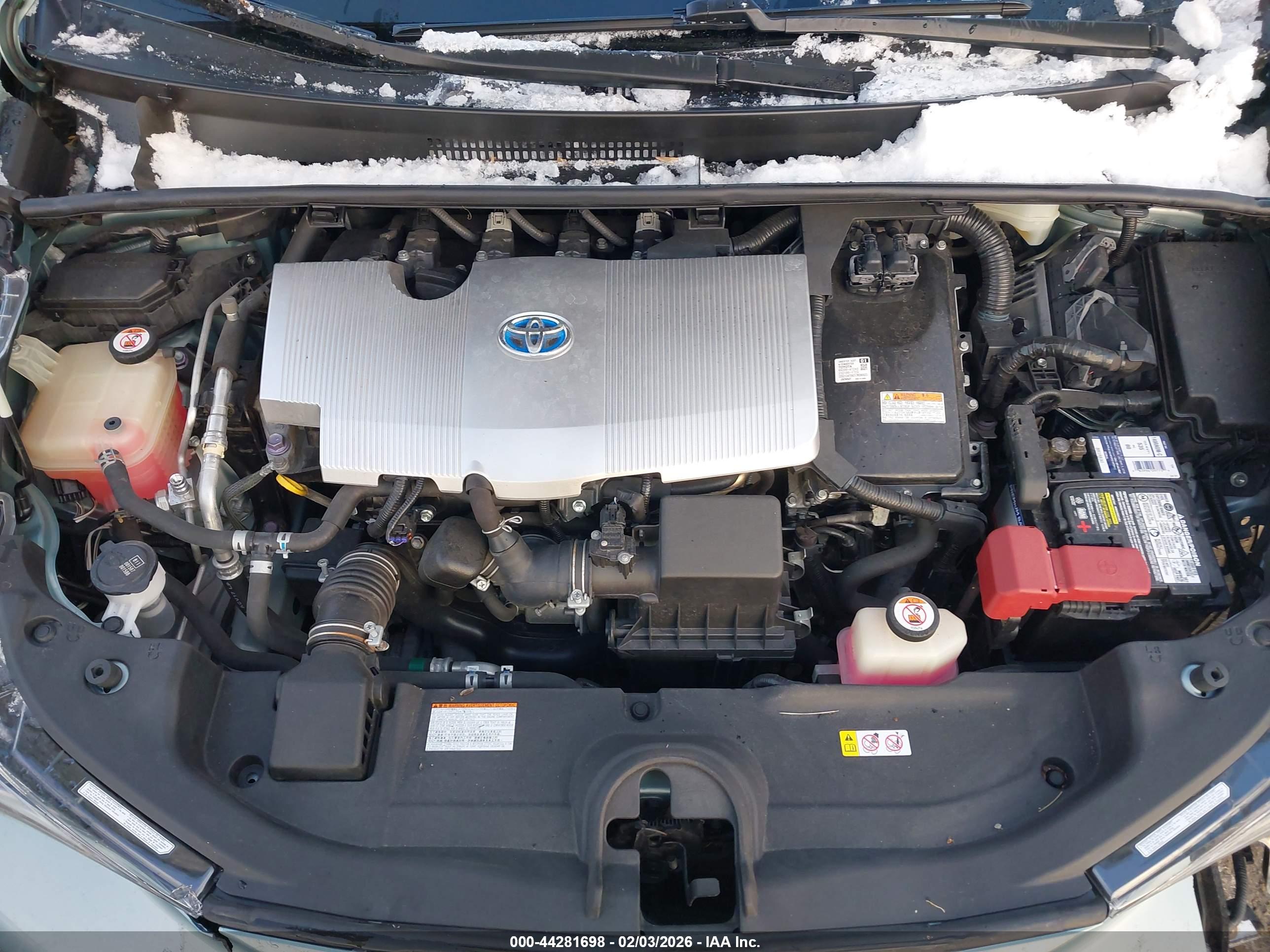 TOYOTA PRIUS image 10