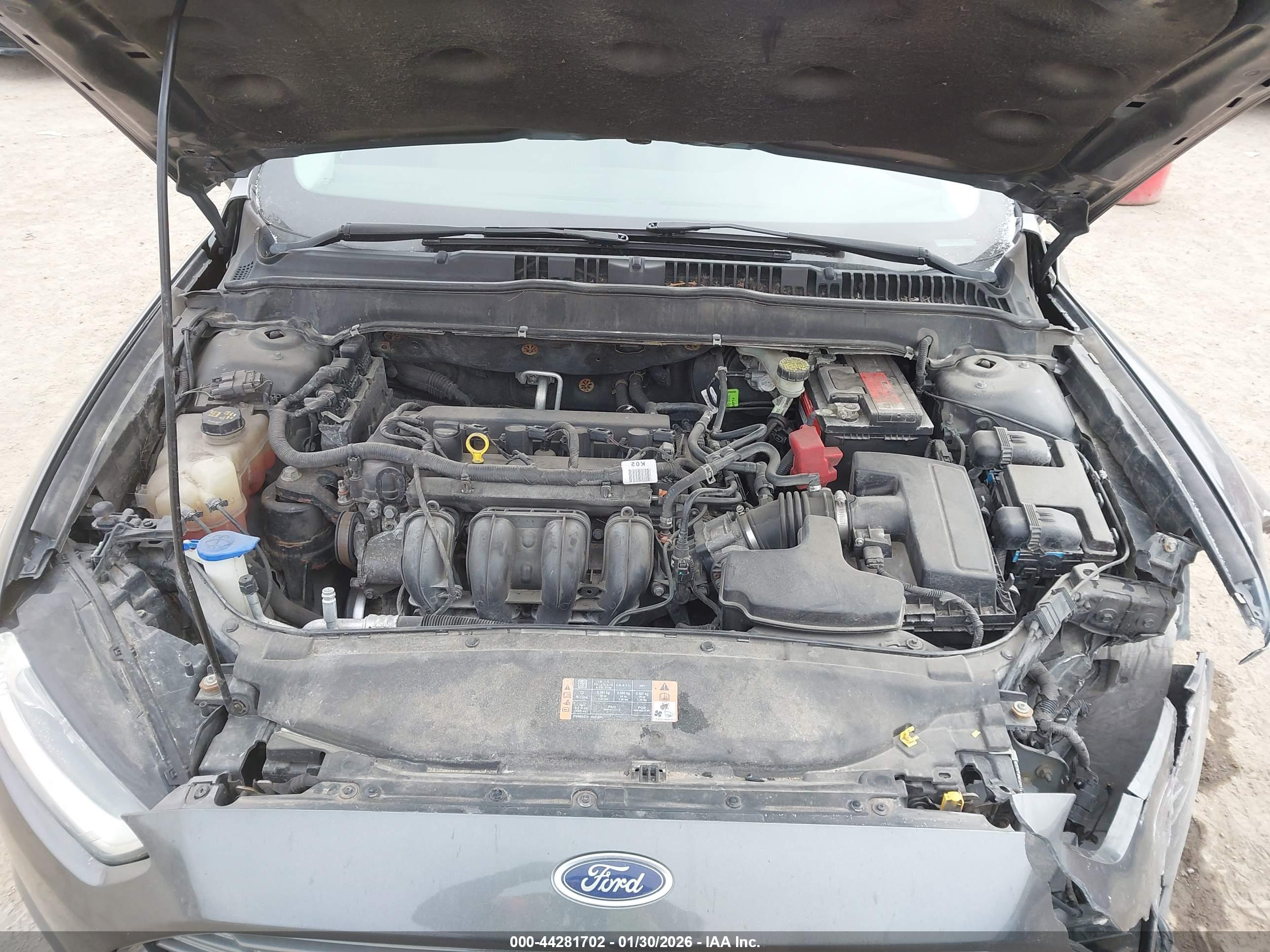 FORD FUSION image 10