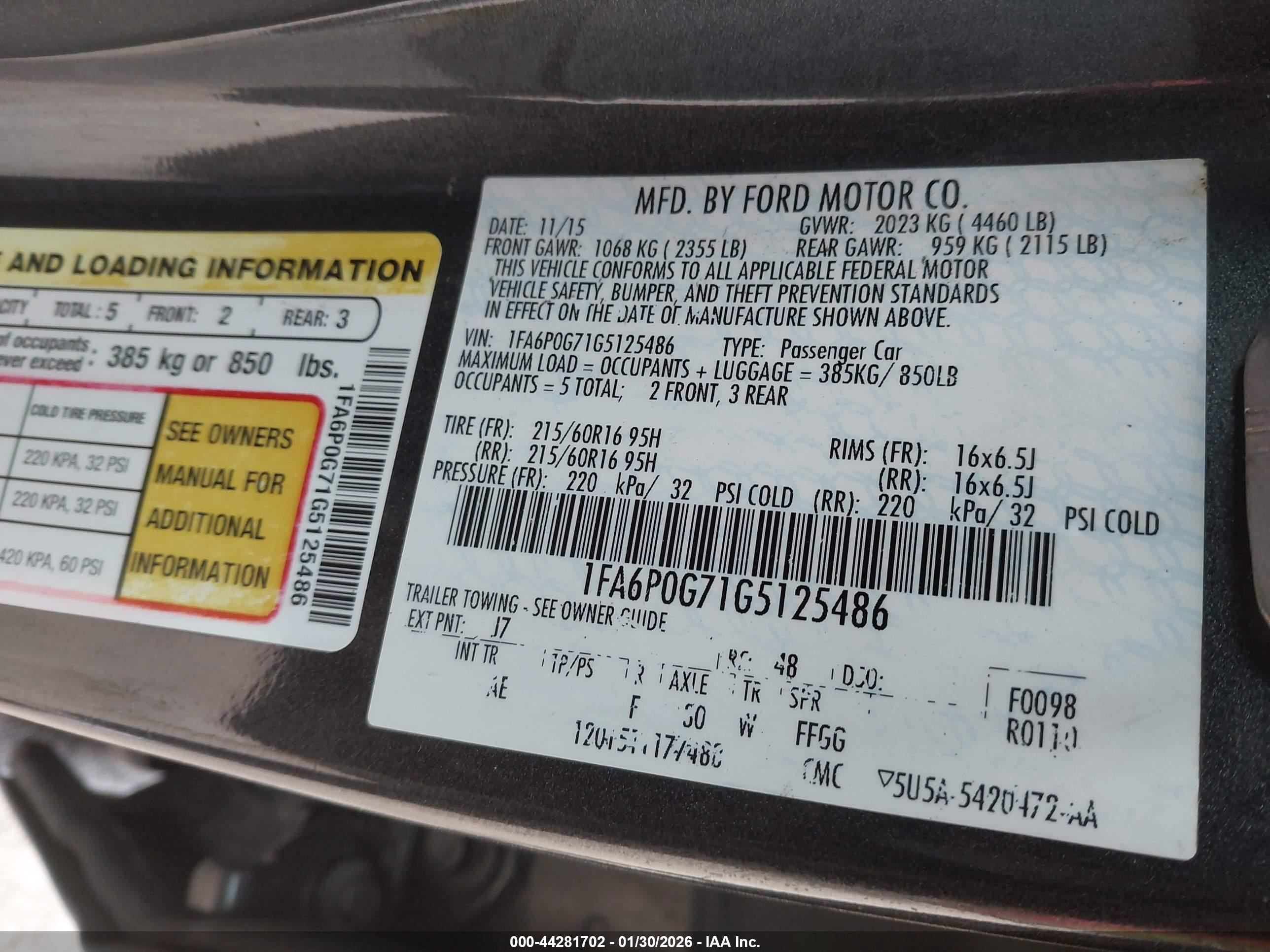 FORD FUSION image 9
