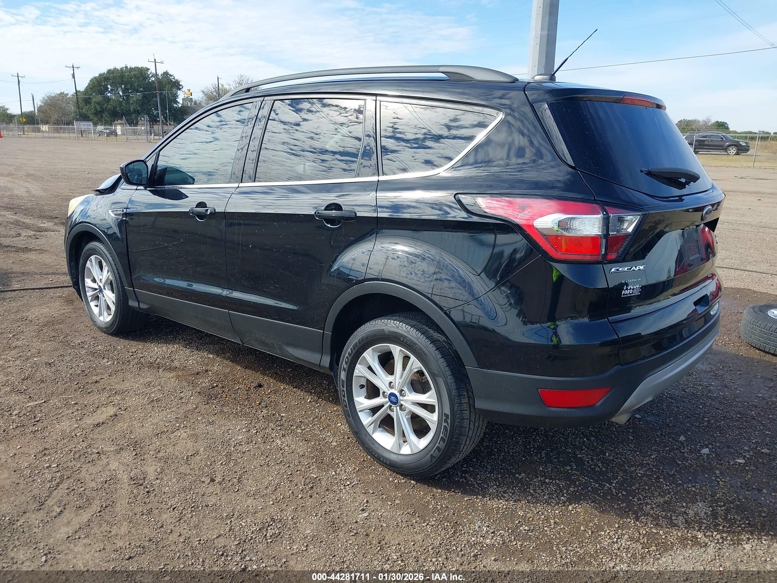 FORD ESCAPE image 3