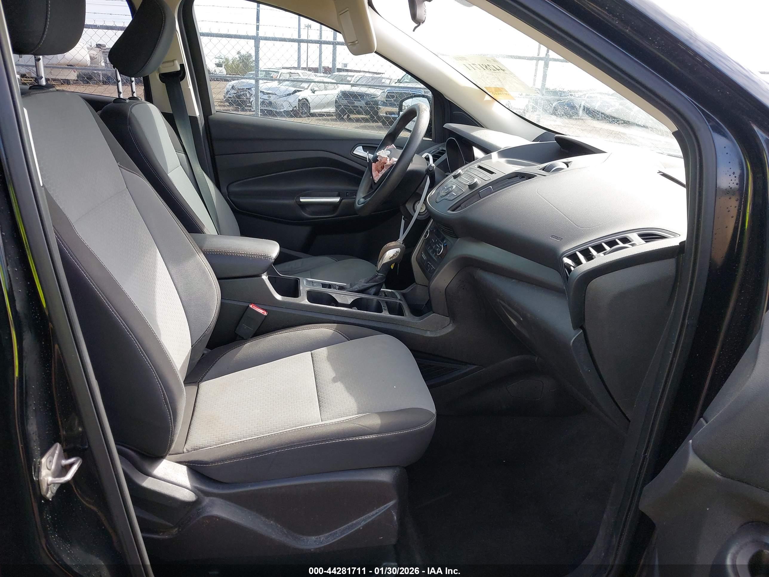 FORD ESCAPE image 5