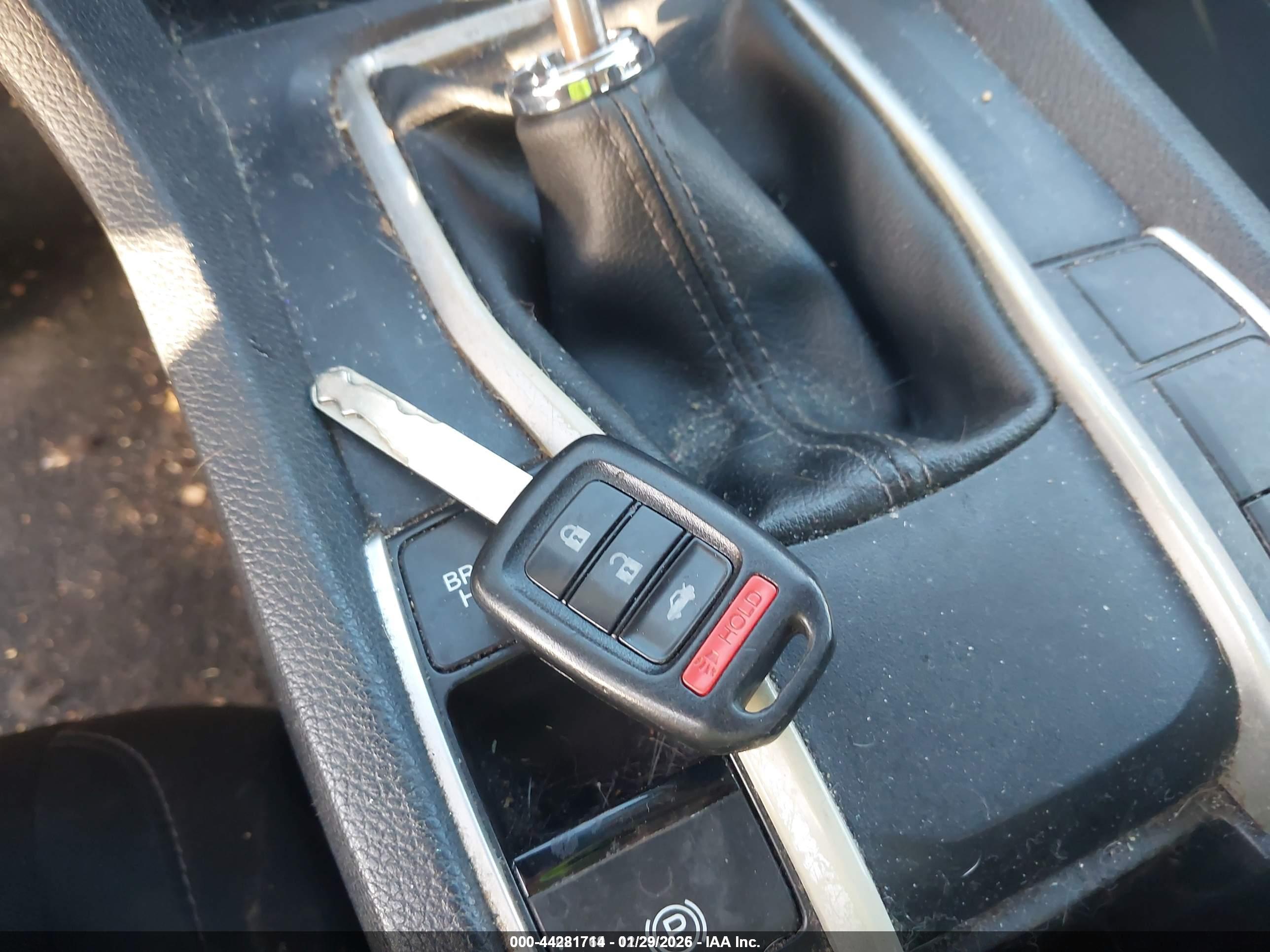 HONDA CIVIC image 11