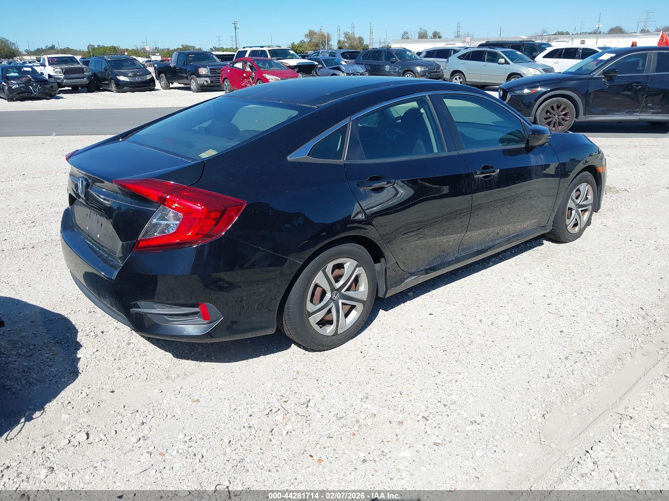 HONDA CIVIC image 4