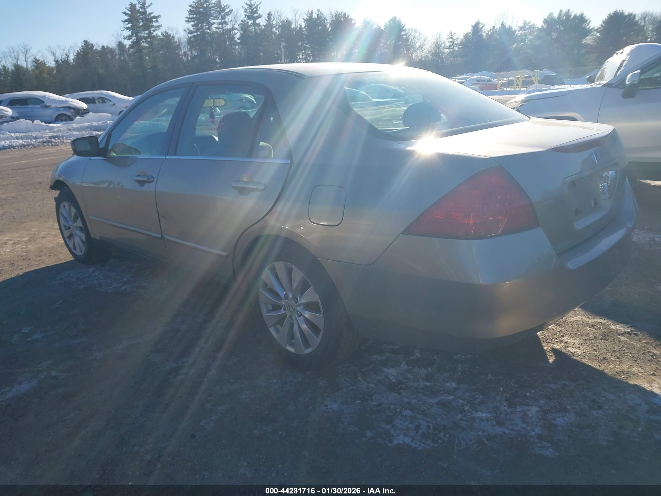 HONDA ACCORD image 3