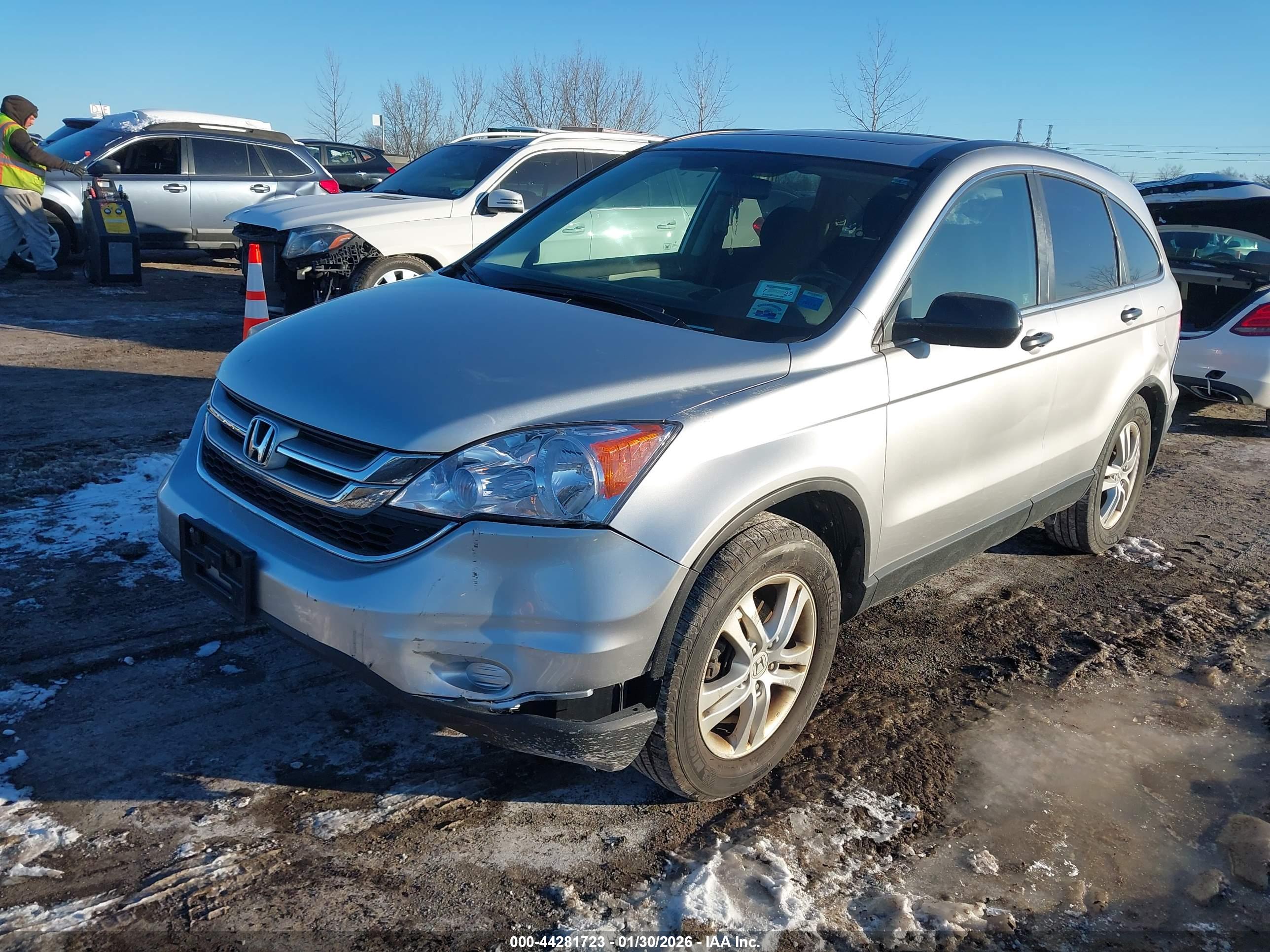 HONDA CR-V image 2