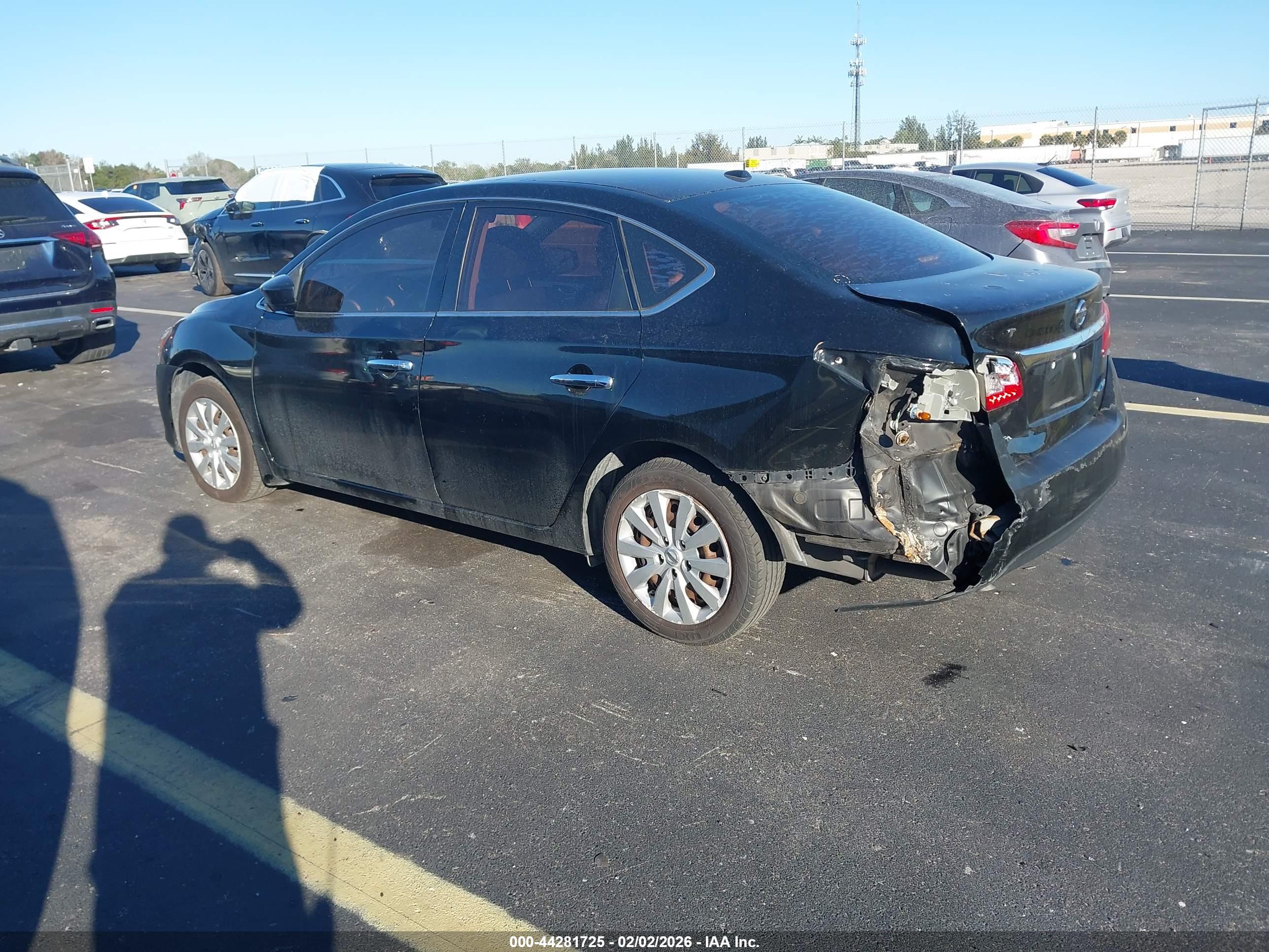NISSAN SENTRA image 3