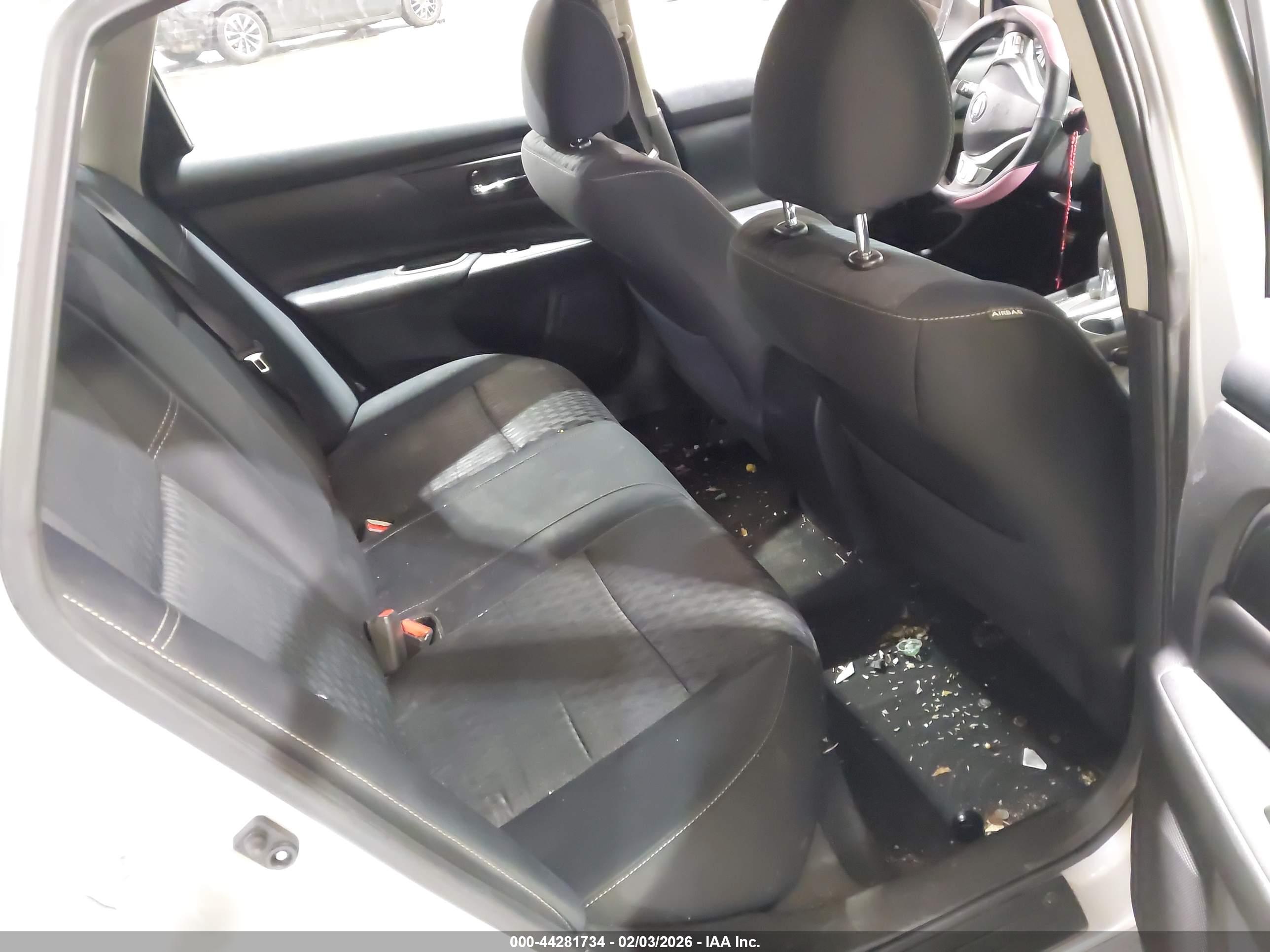 NISSAN ALTIMA image 8