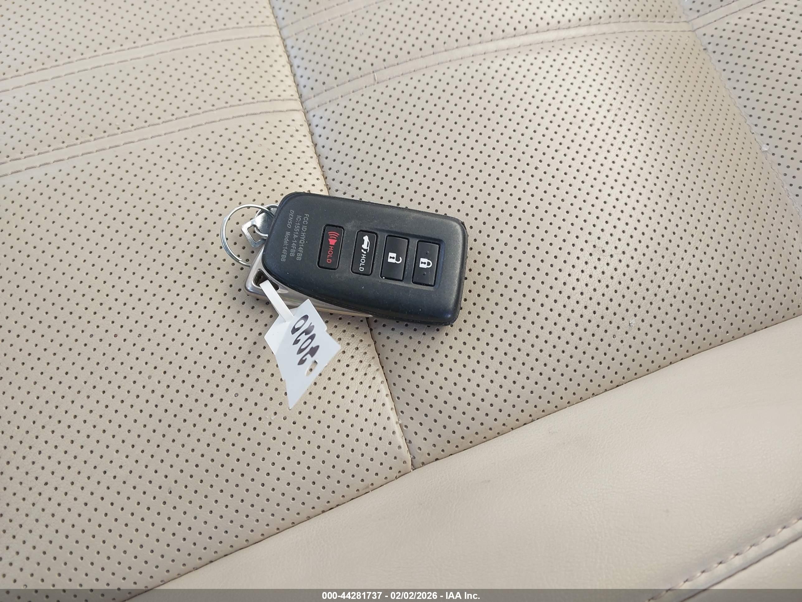 LEXUS RX image 11