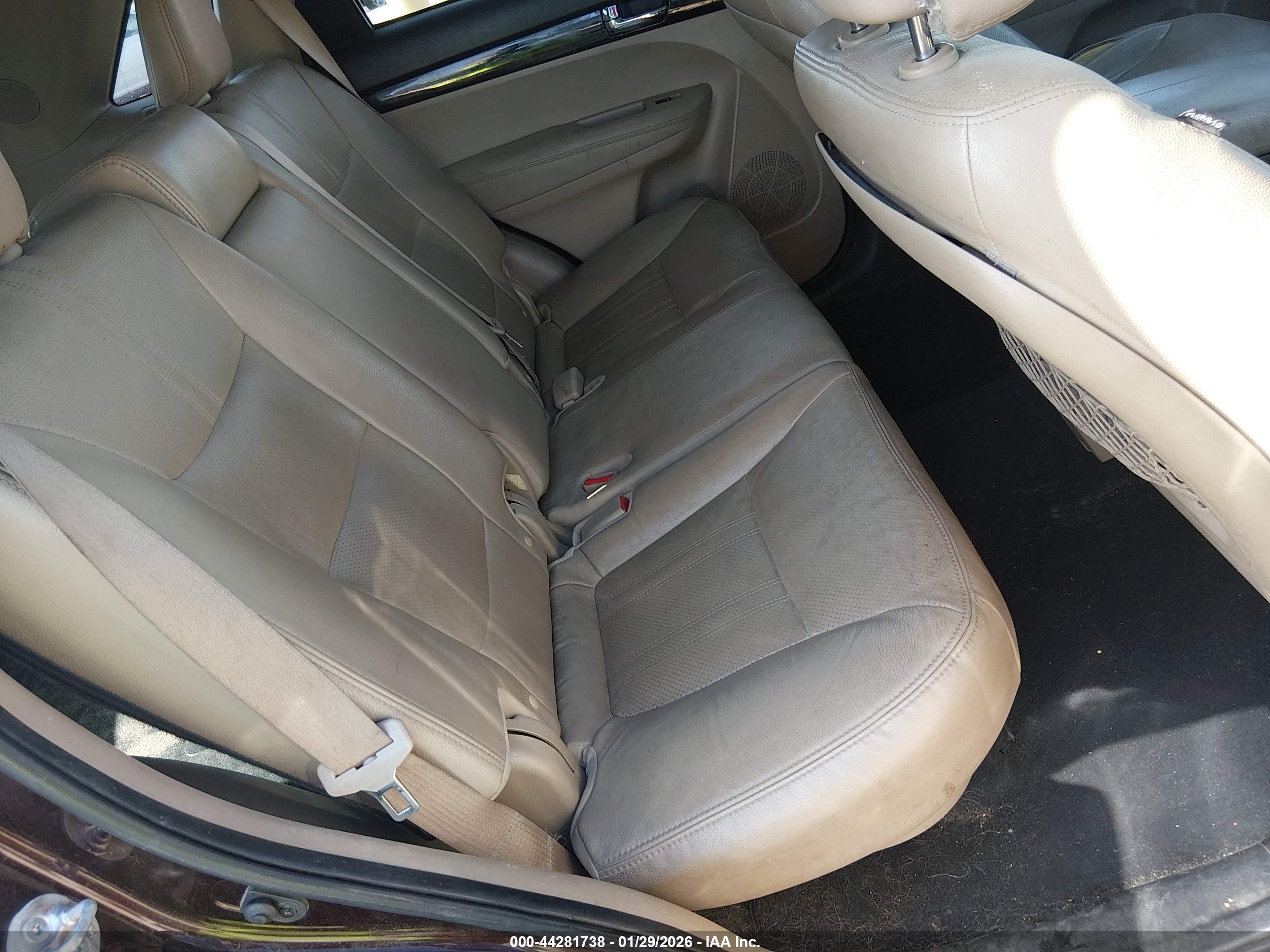 KIA SORENTO image 8