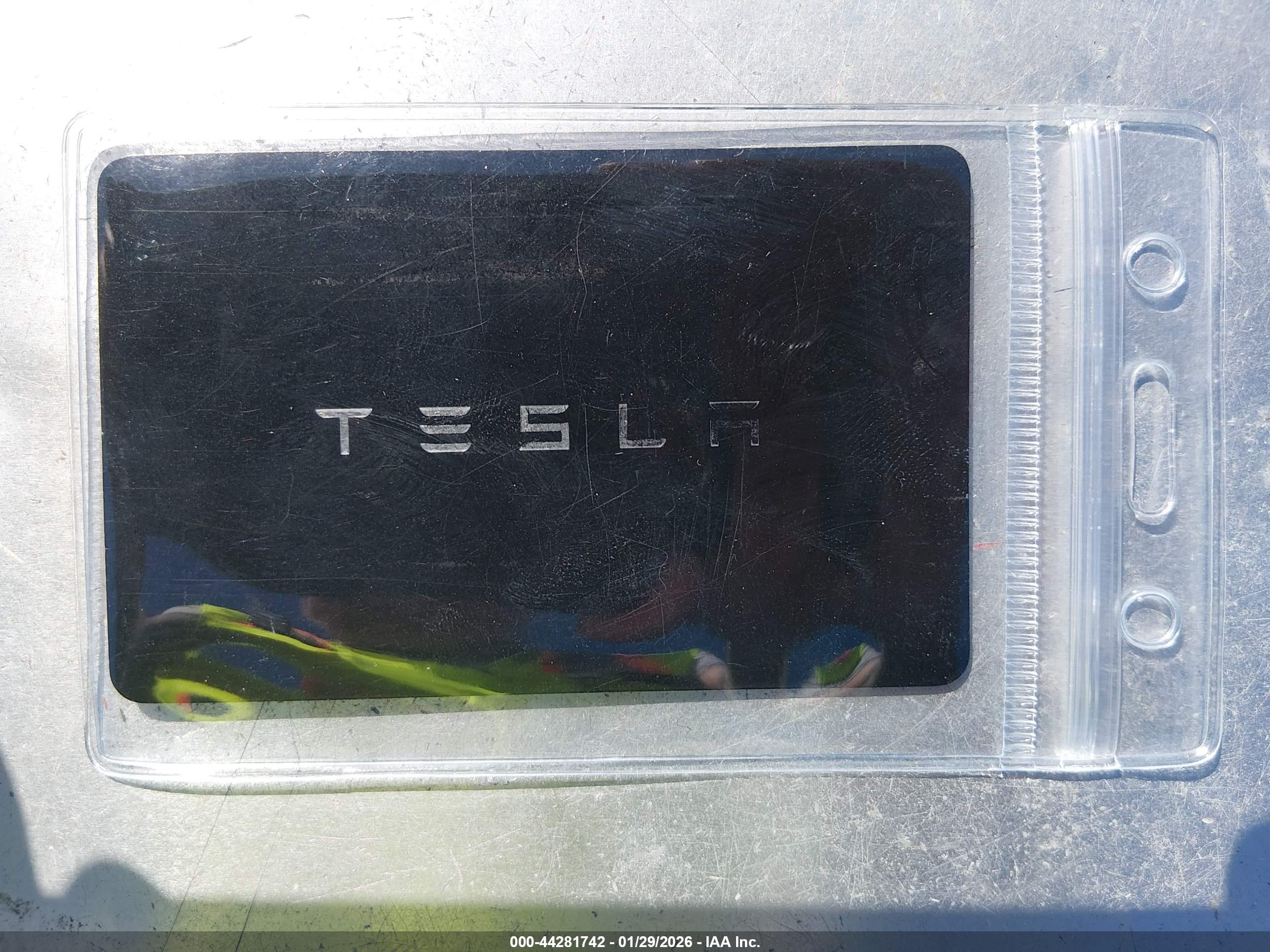 TESLA MODEL image 11