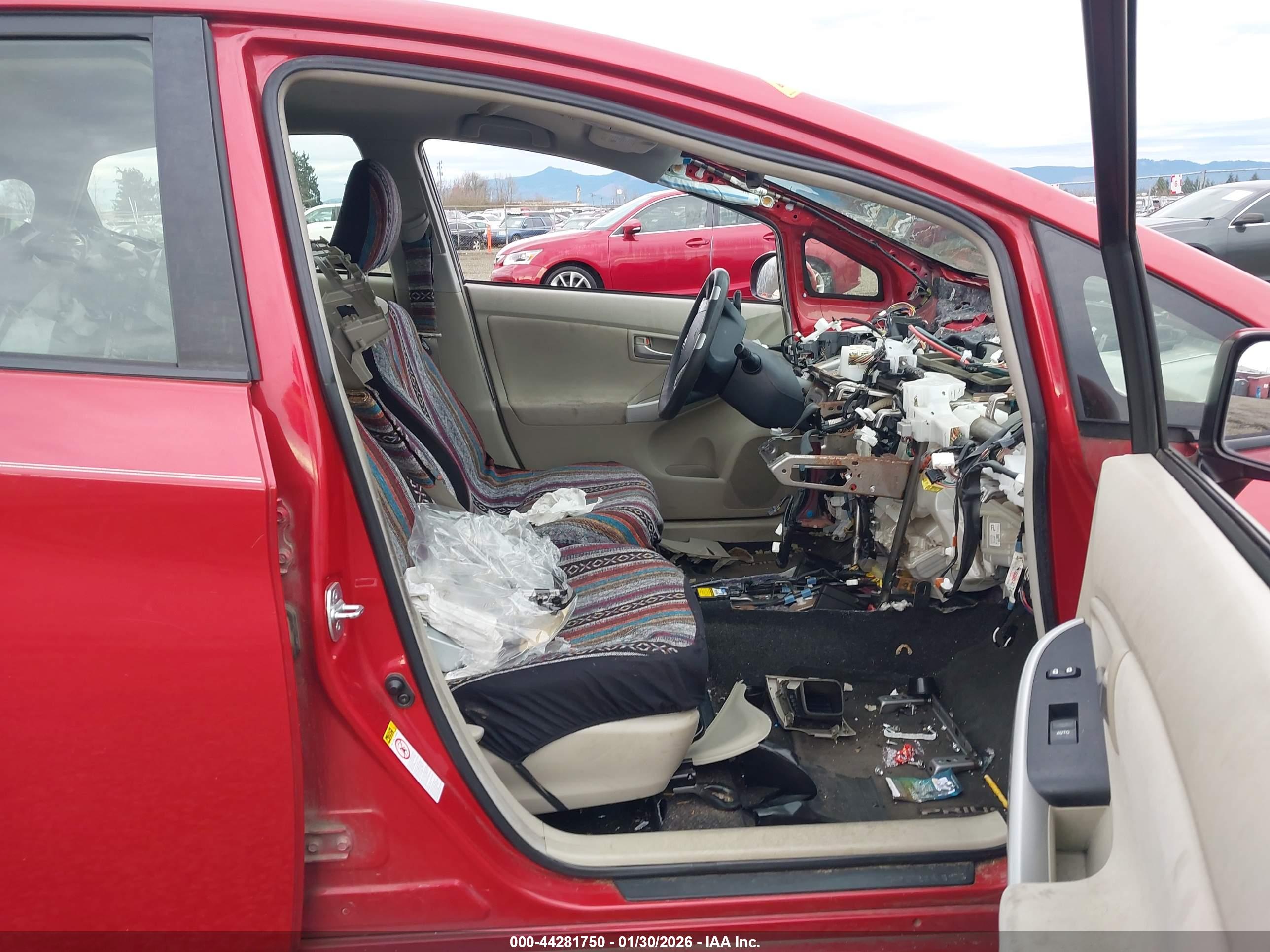 TOYOTA PRIUS image 5