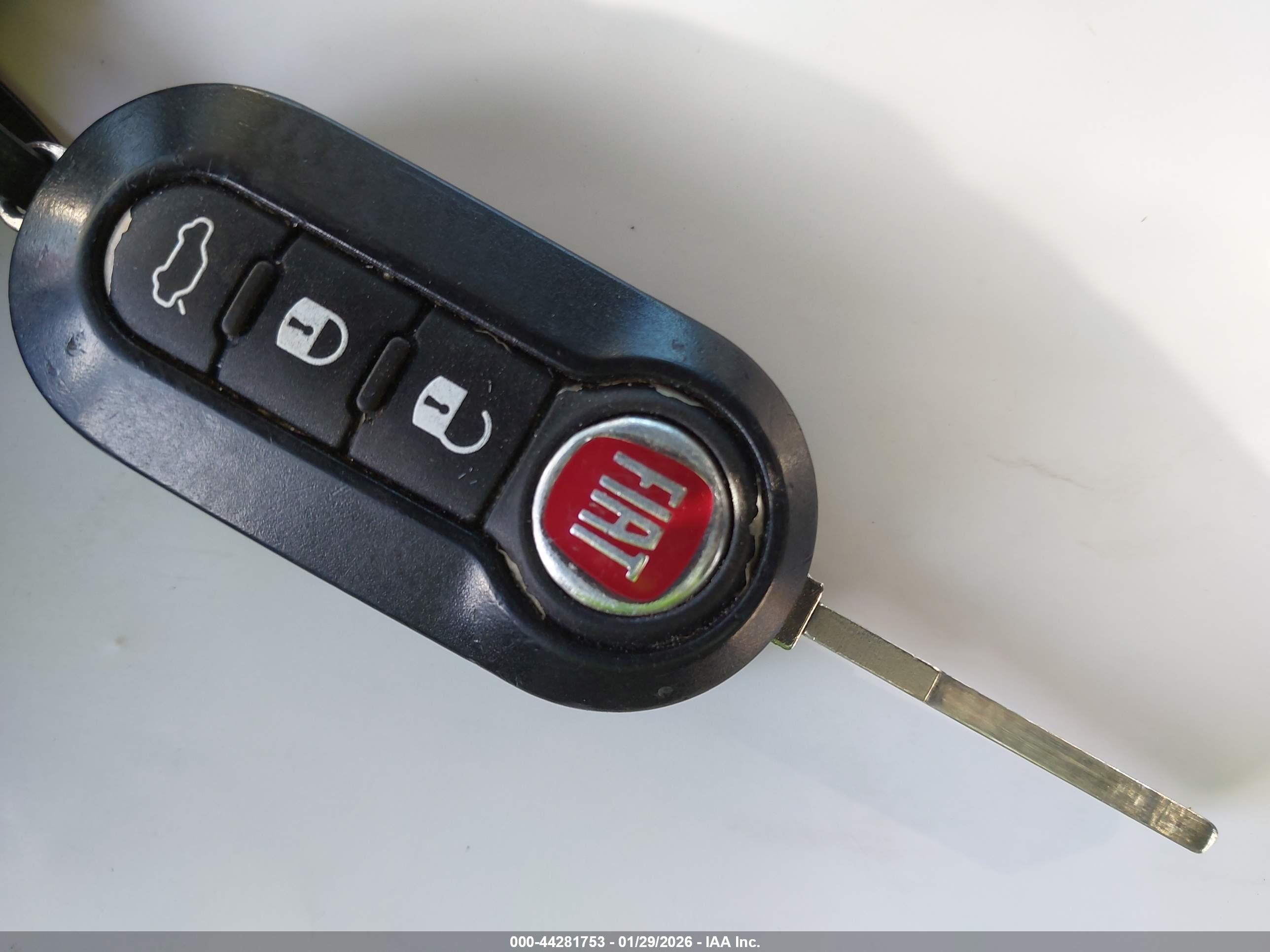 FIAT 500 image 11