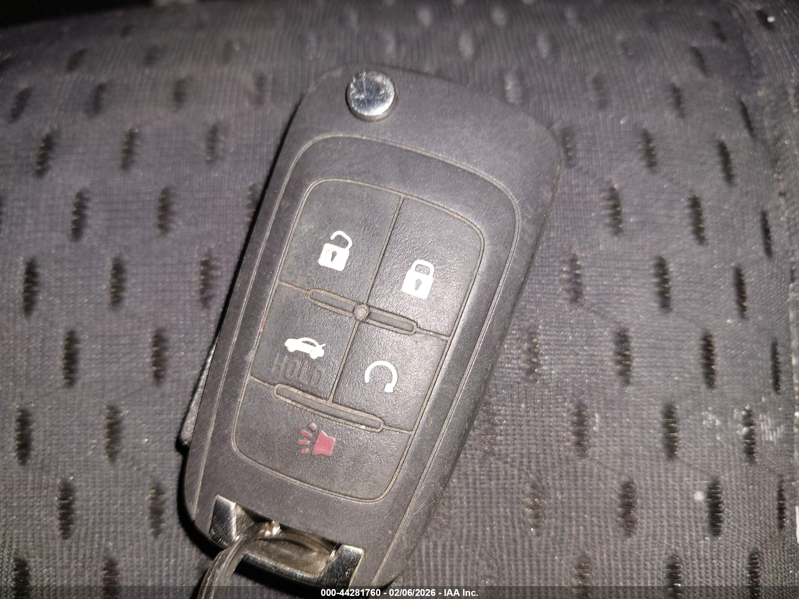 CHEVROLET EQUINOX image 11