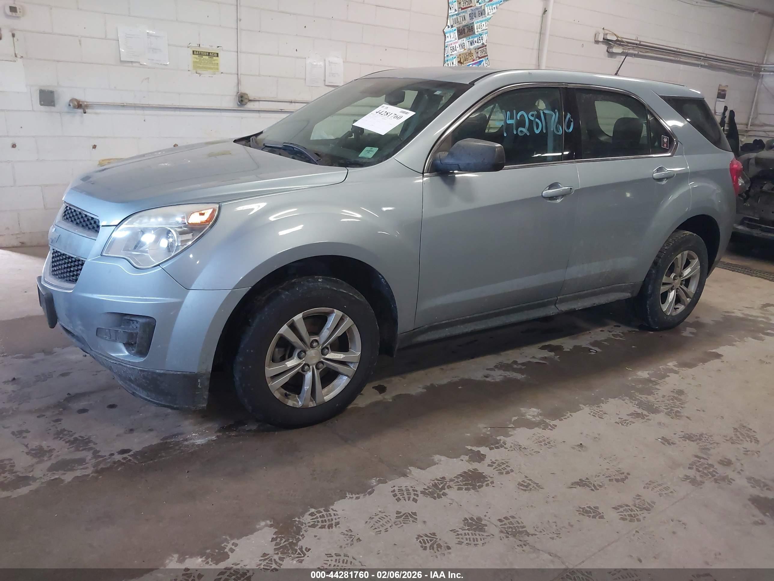 CHEVROLET EQUINOX image 4