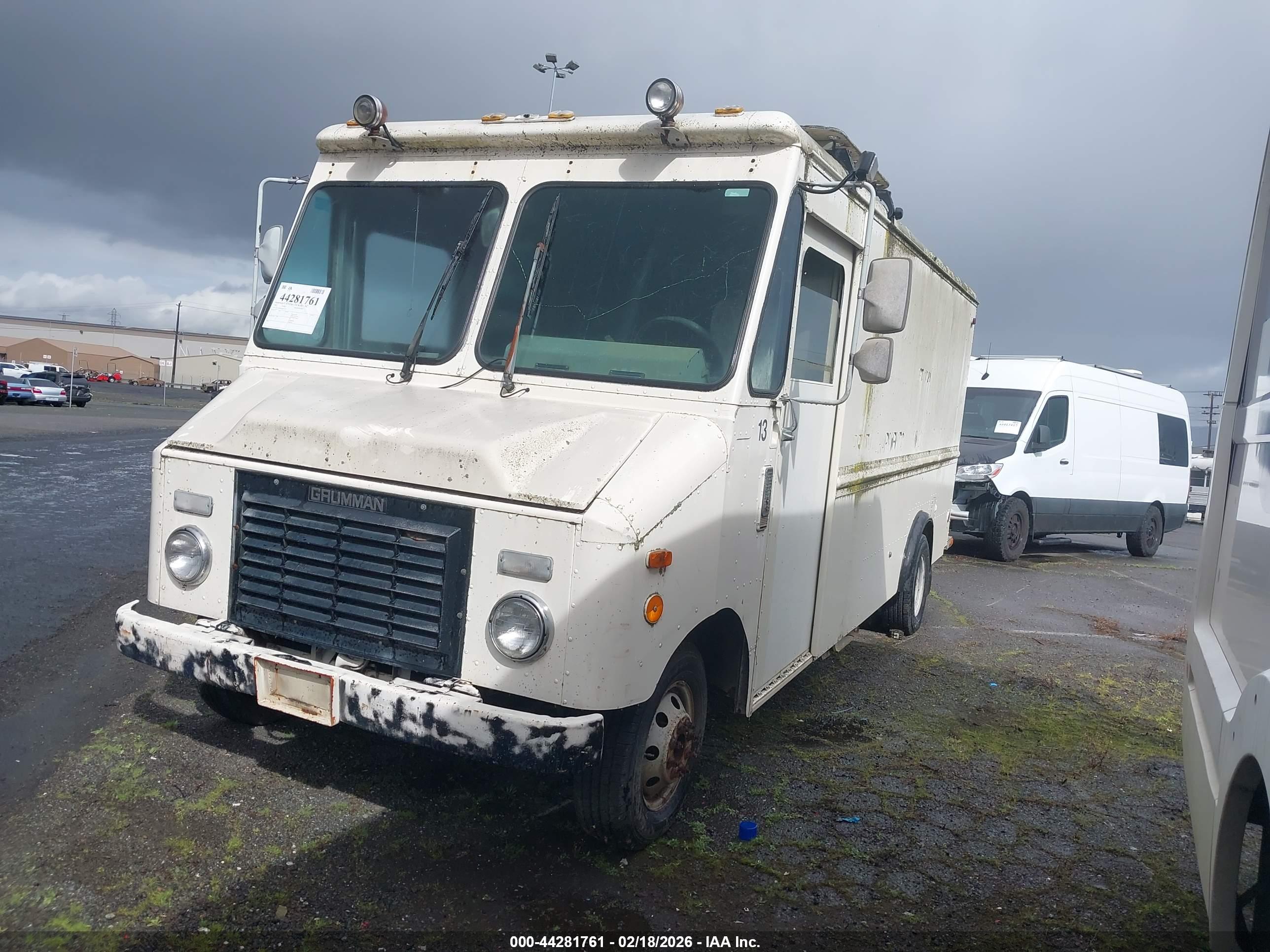 FORD ECONOLINE image 2