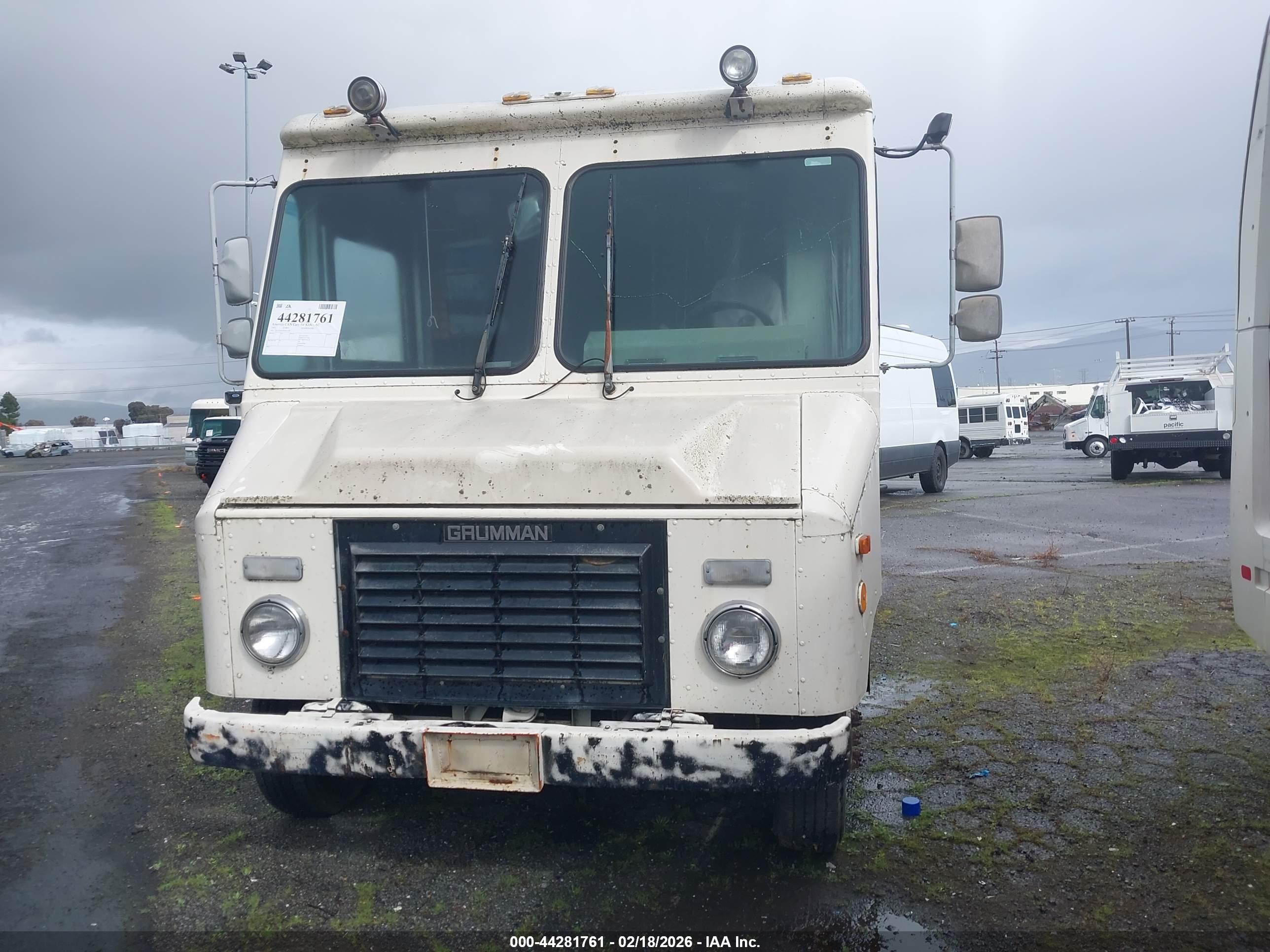 FORD ECONOLINE image 6