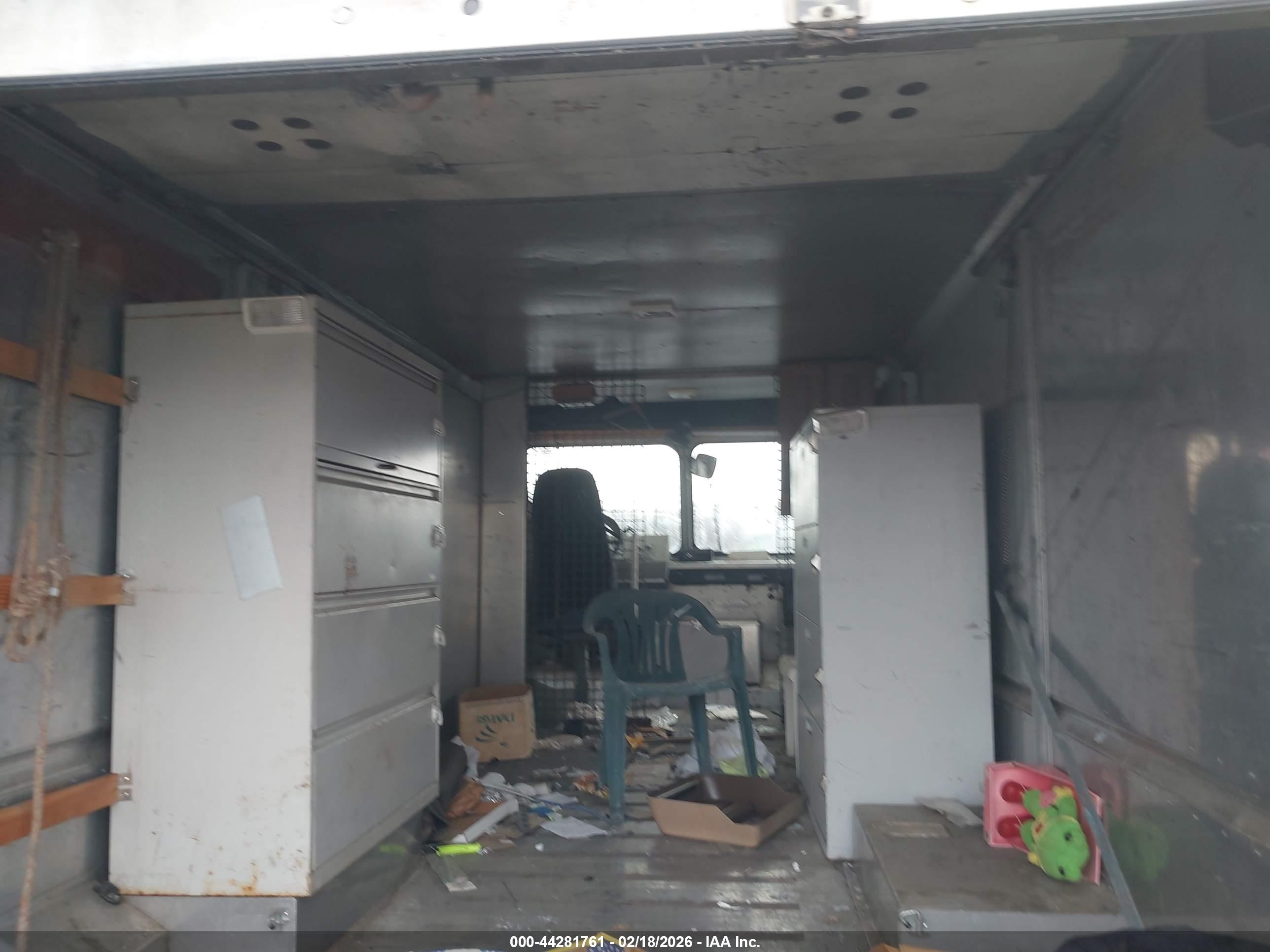 FORD ECONOLINE image 8