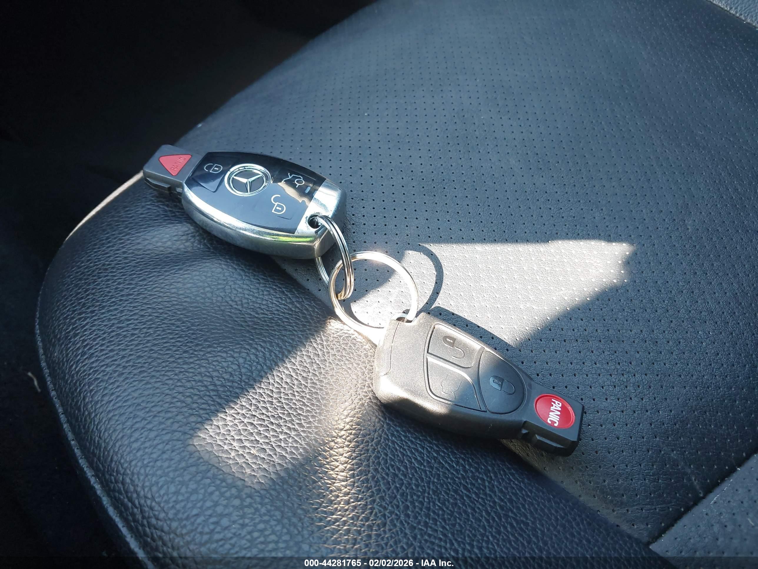 MERCEDES-BENZ C image 11