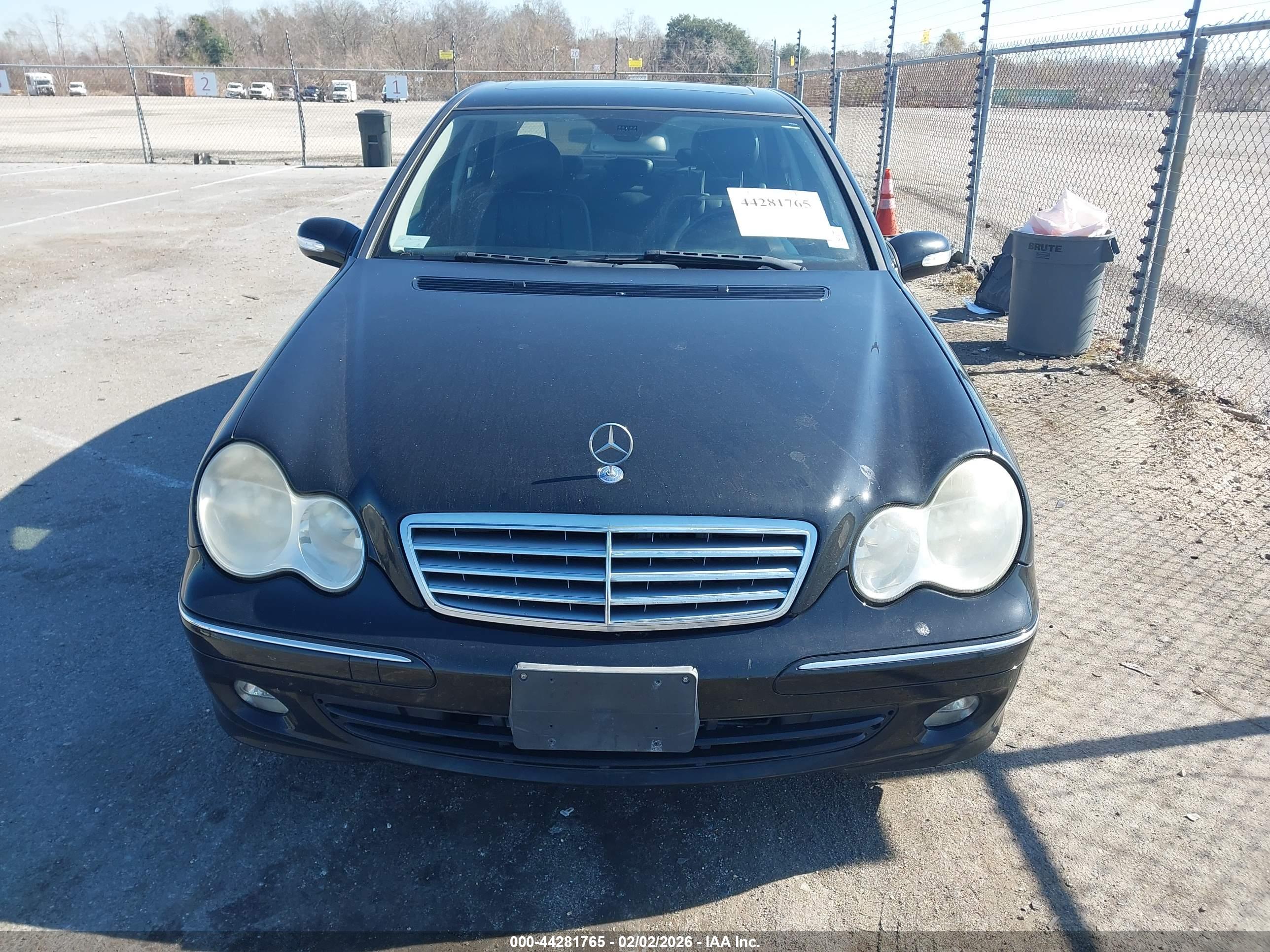 MERCEDES-BENZ C image 6