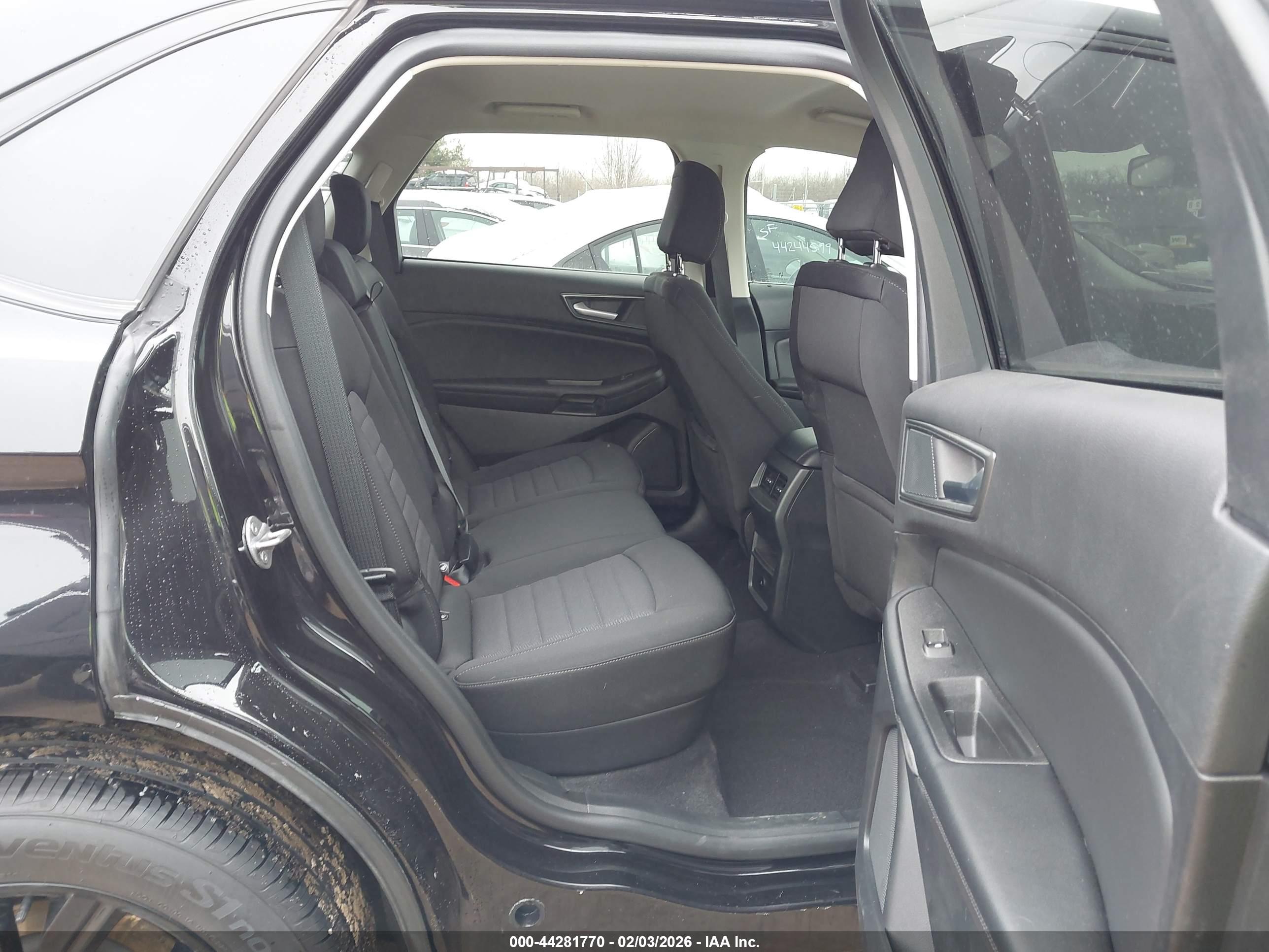 FORD EDGE image 8