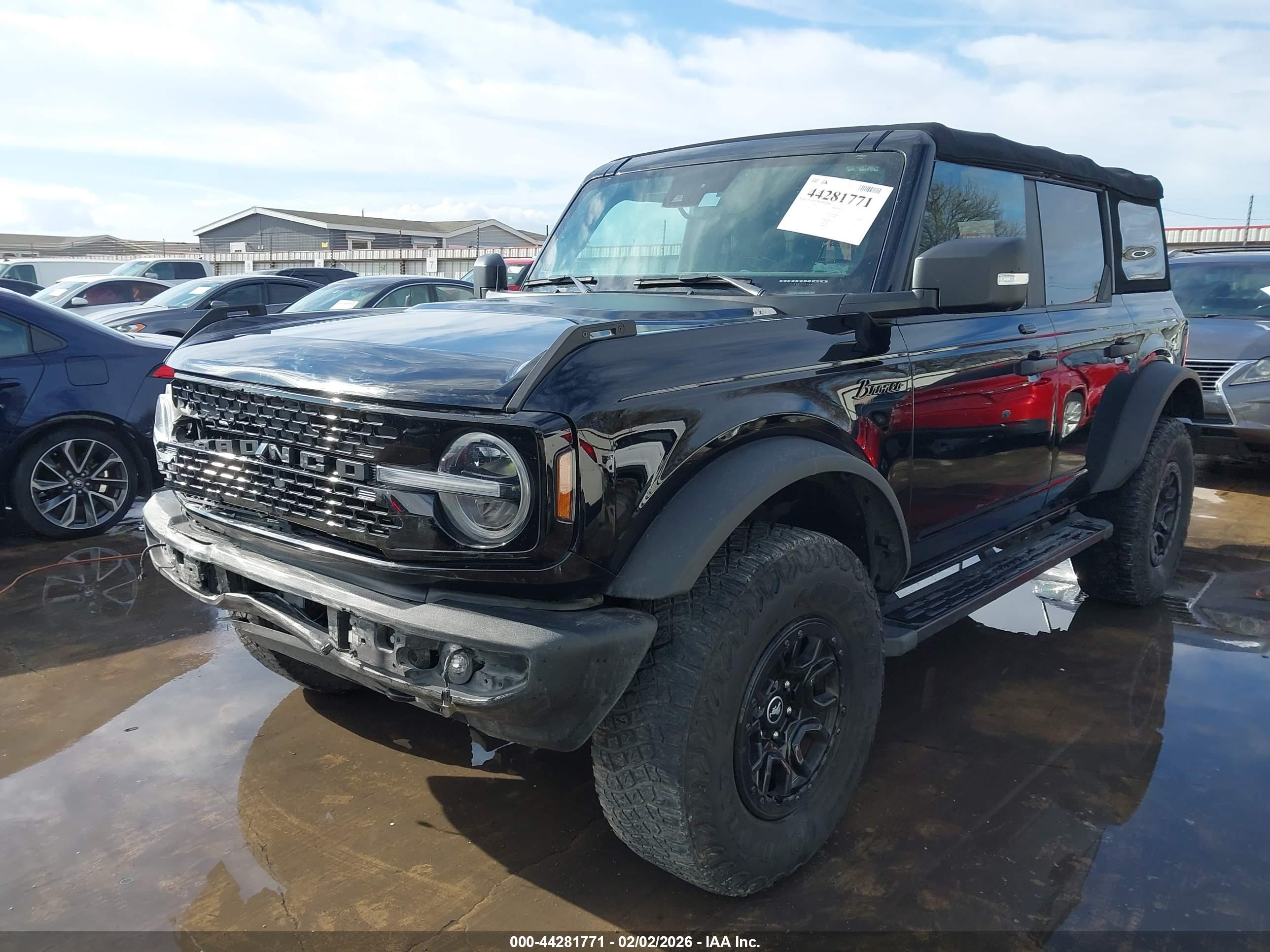 FORD BRONCO image 2