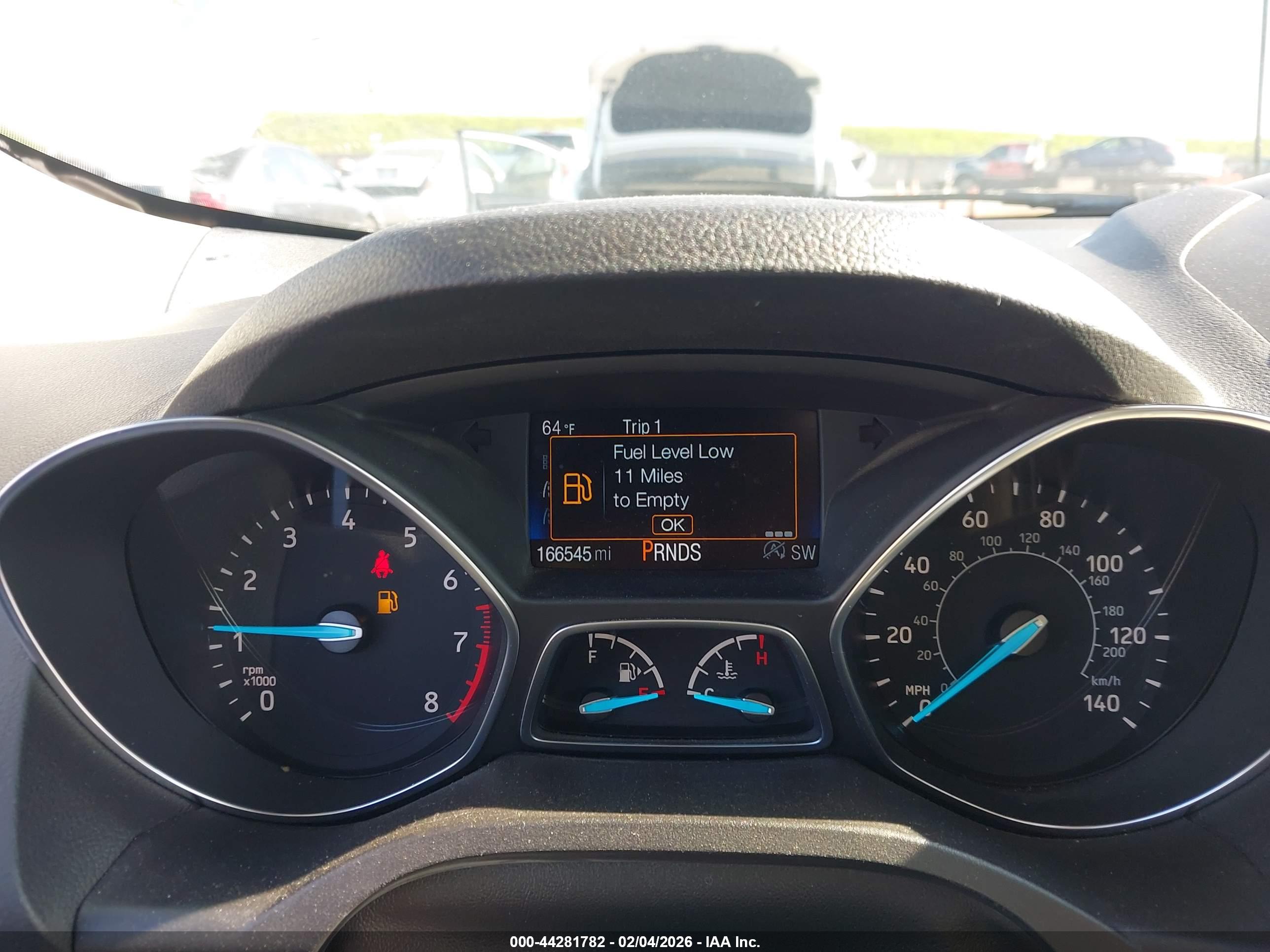 FORD ESCAPE image 7