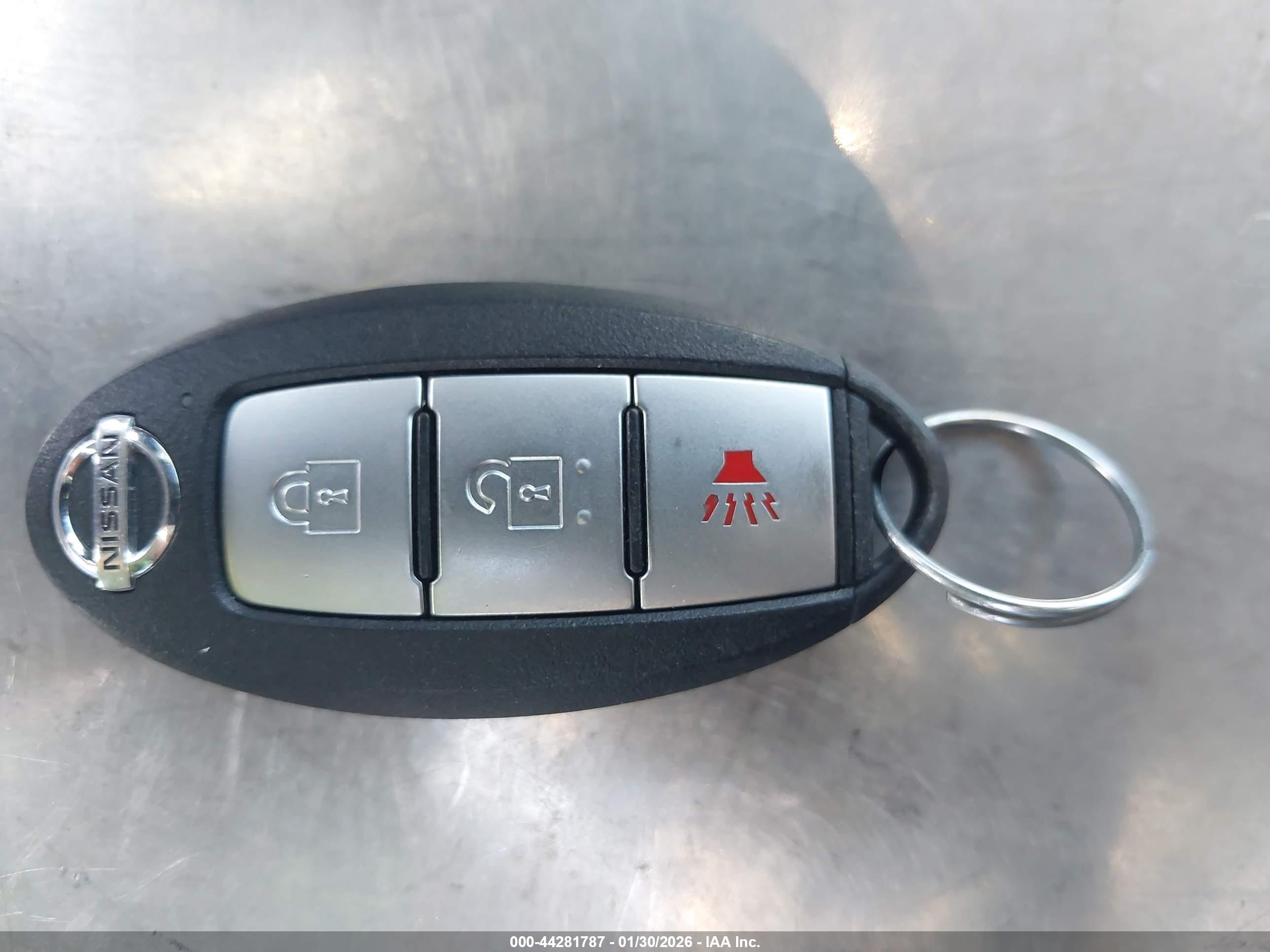 NISSAN MURANO image 11