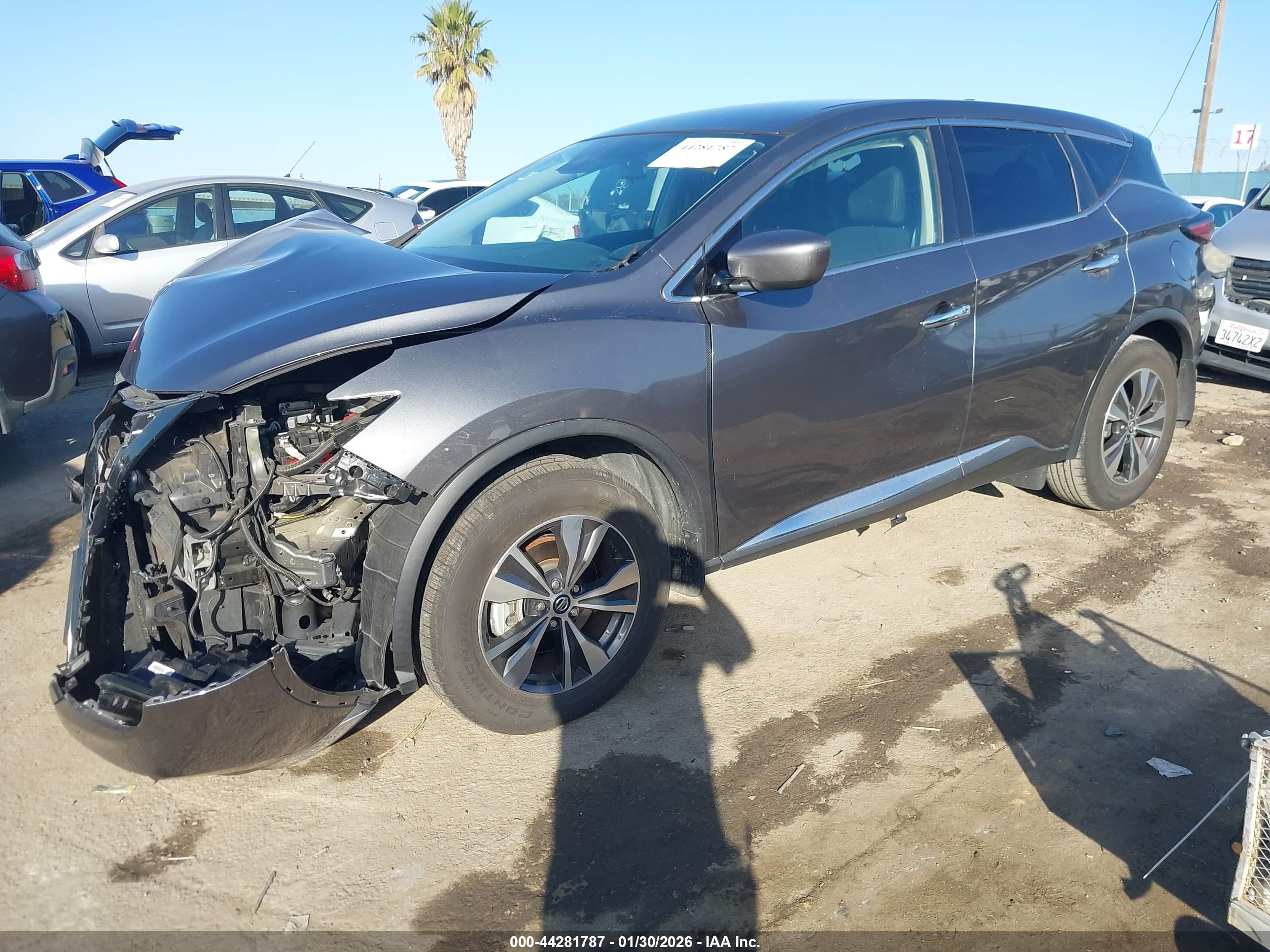 NISSAN MURANO image 2