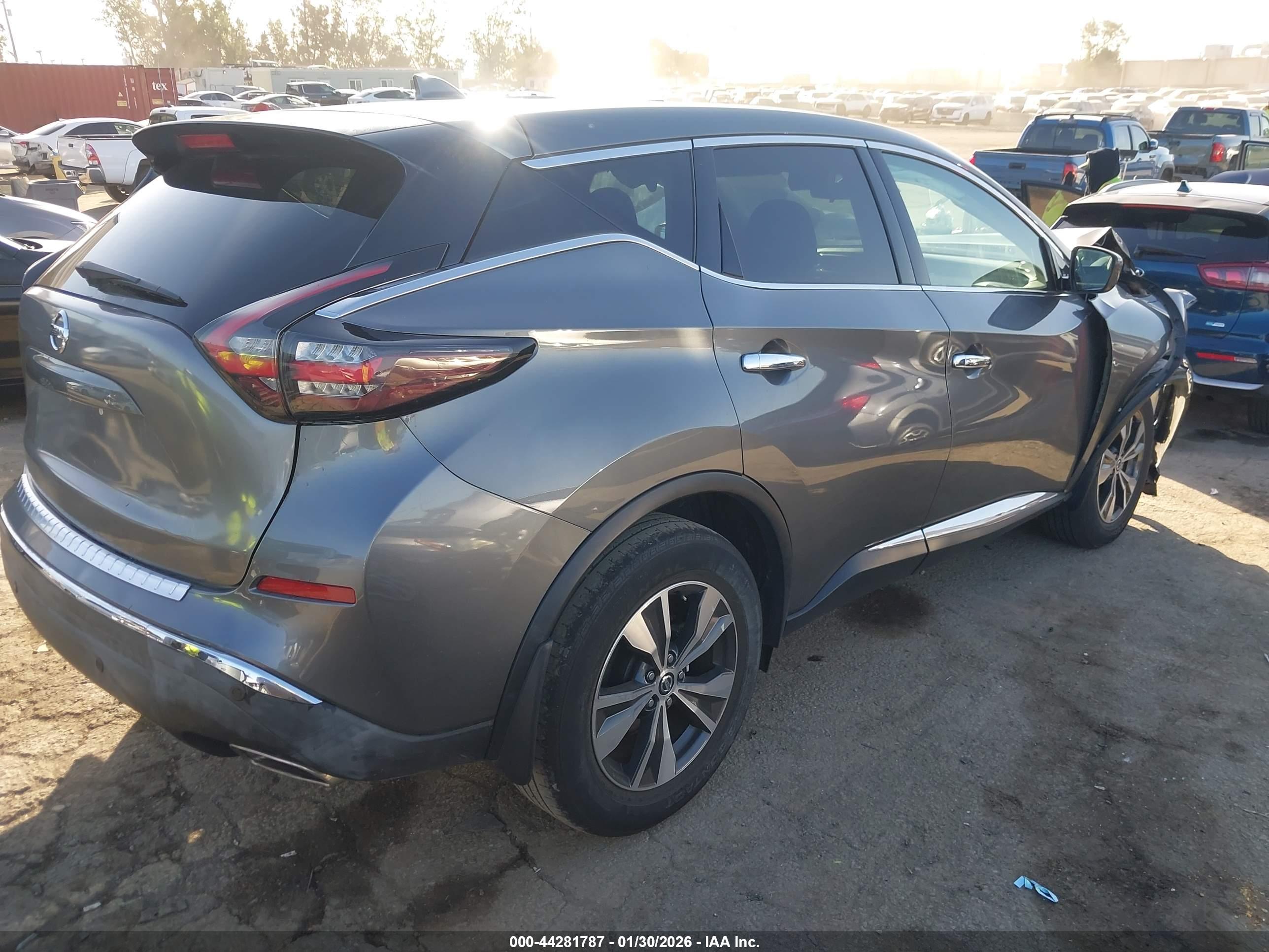 NISSAN MURANO image 4