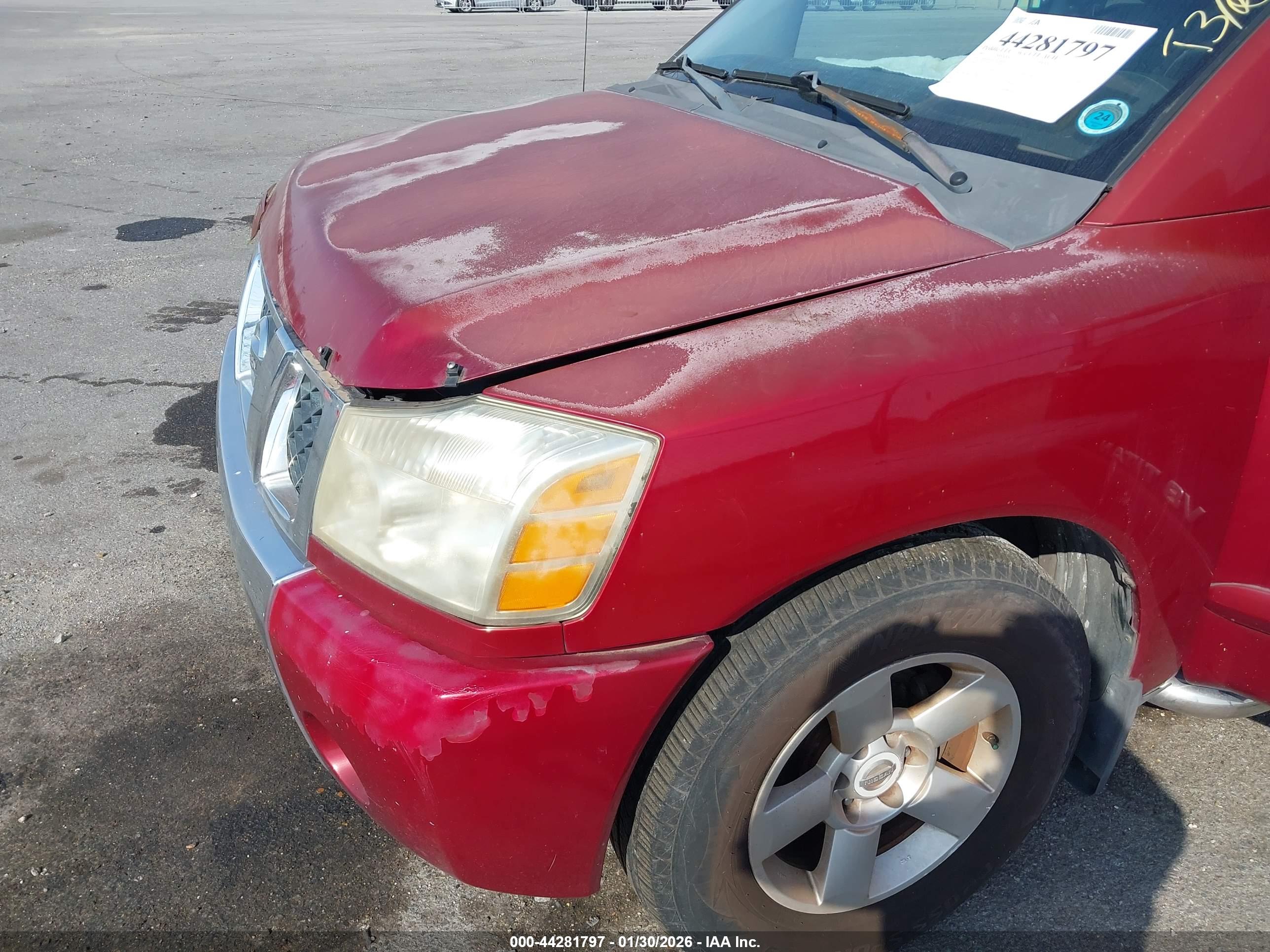 NISSAN TITAN image 6