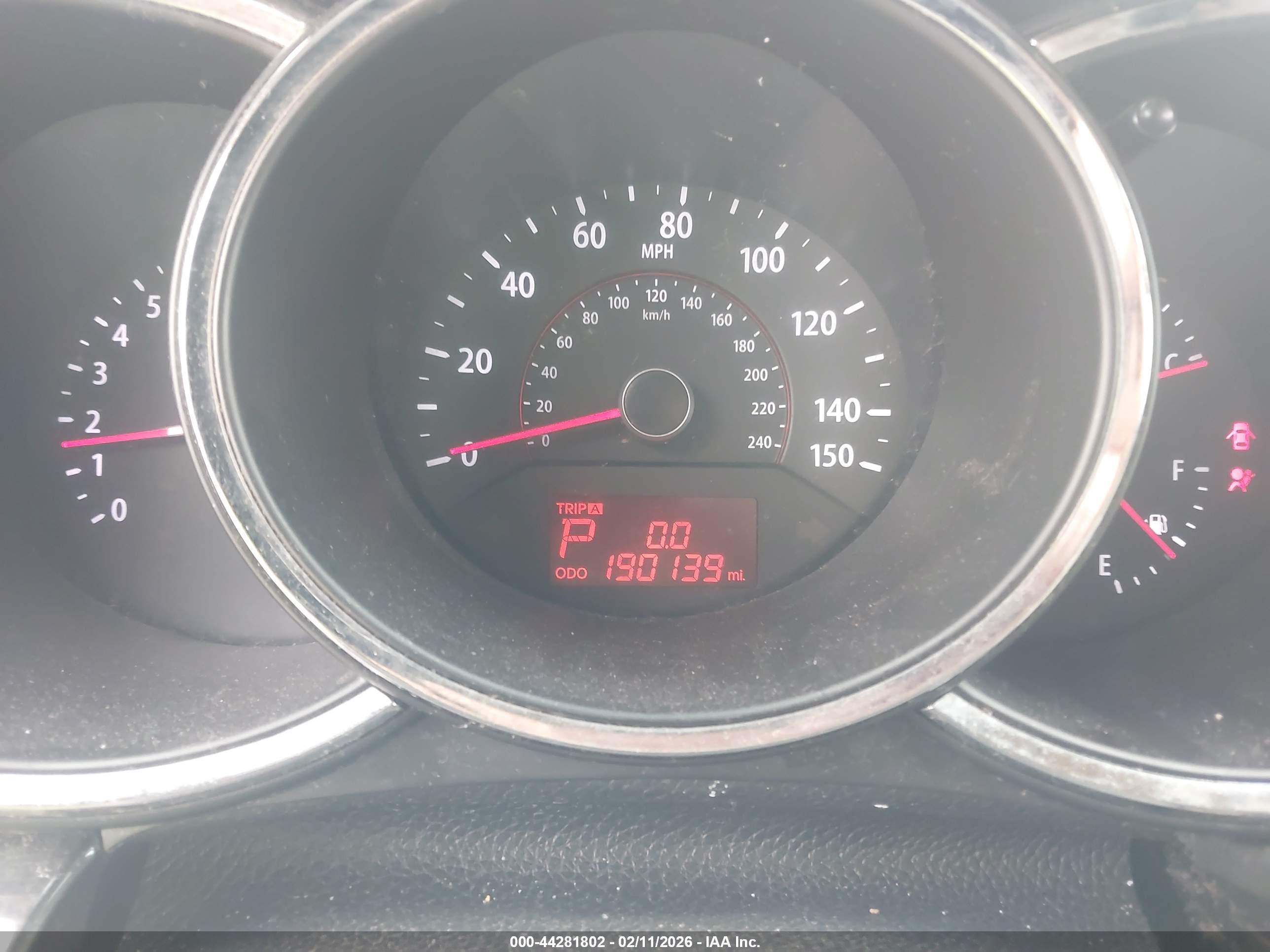 KIA SORENTO image 7