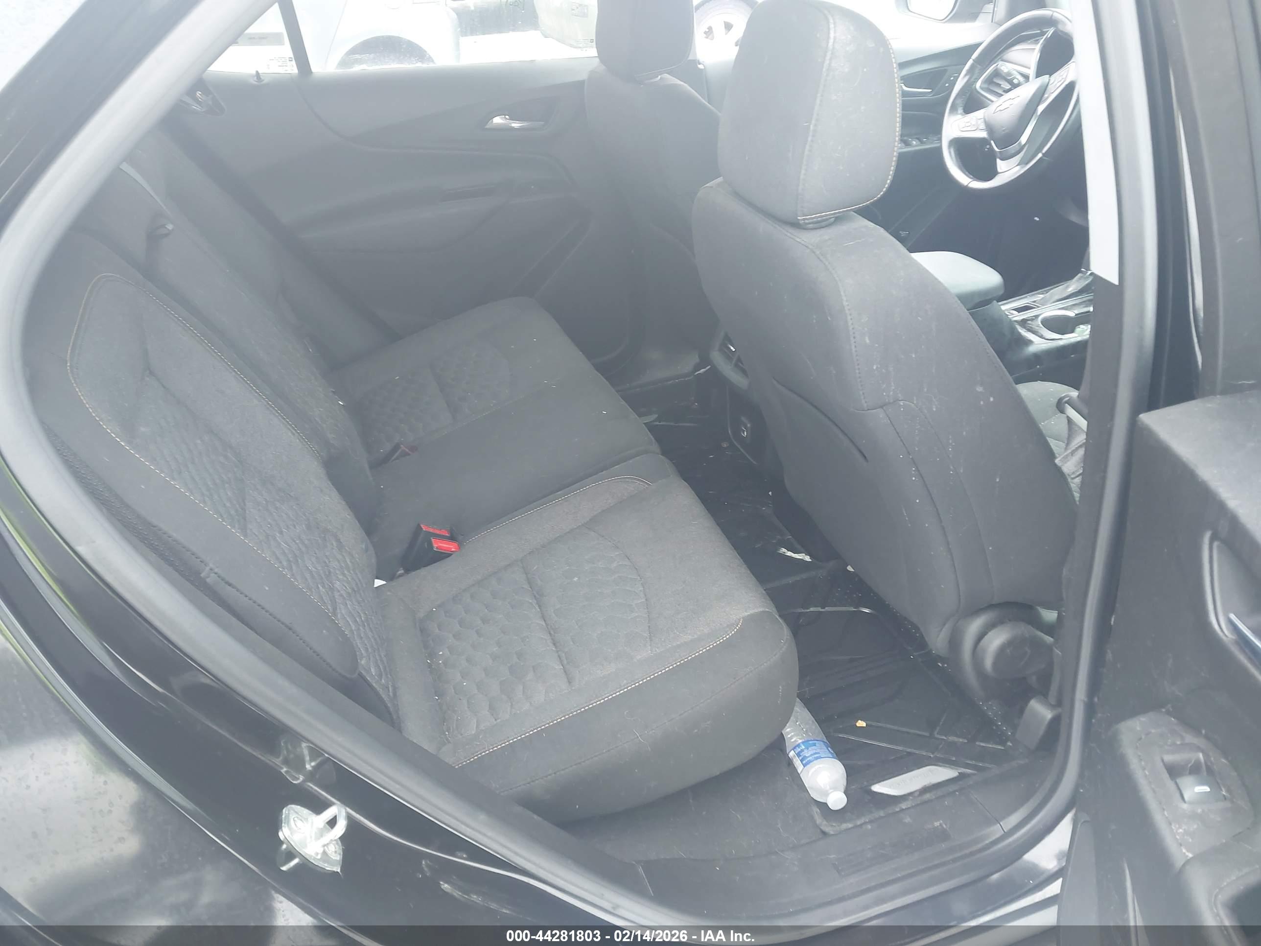 CHEVROLET EQUINOX image 8
