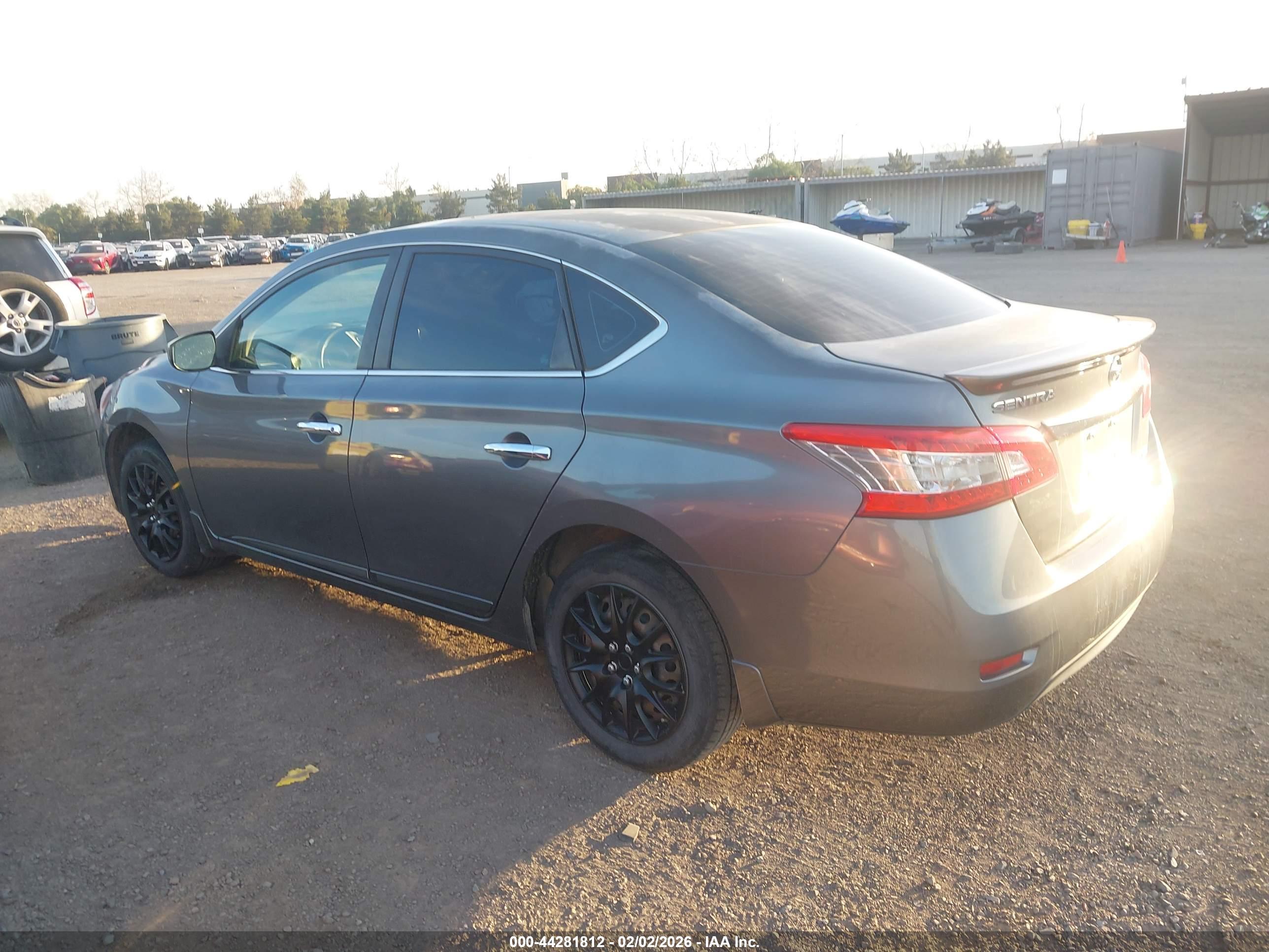 NISSAN SENTRA image 3