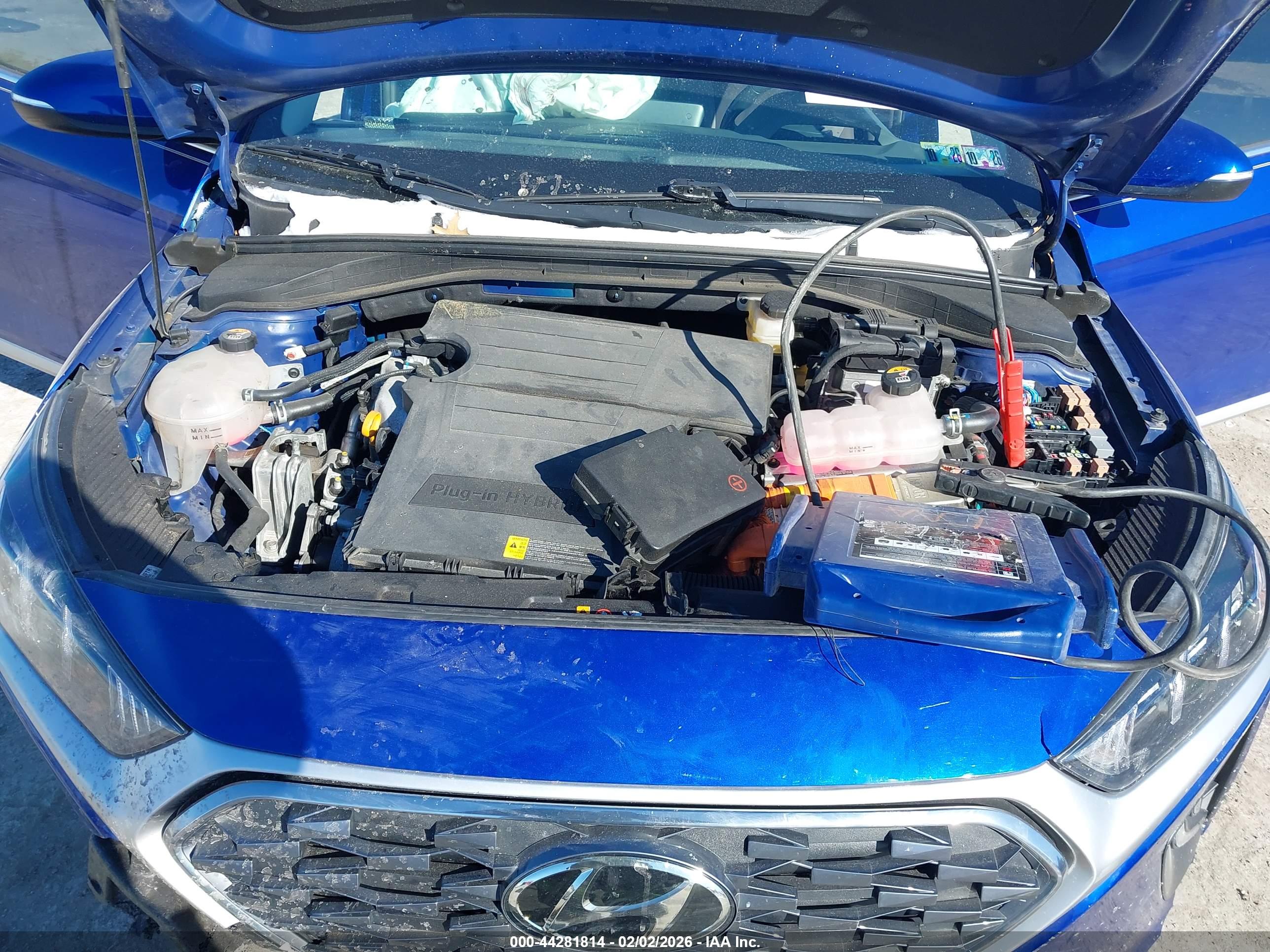 HYUNDAI IONIQ image 10