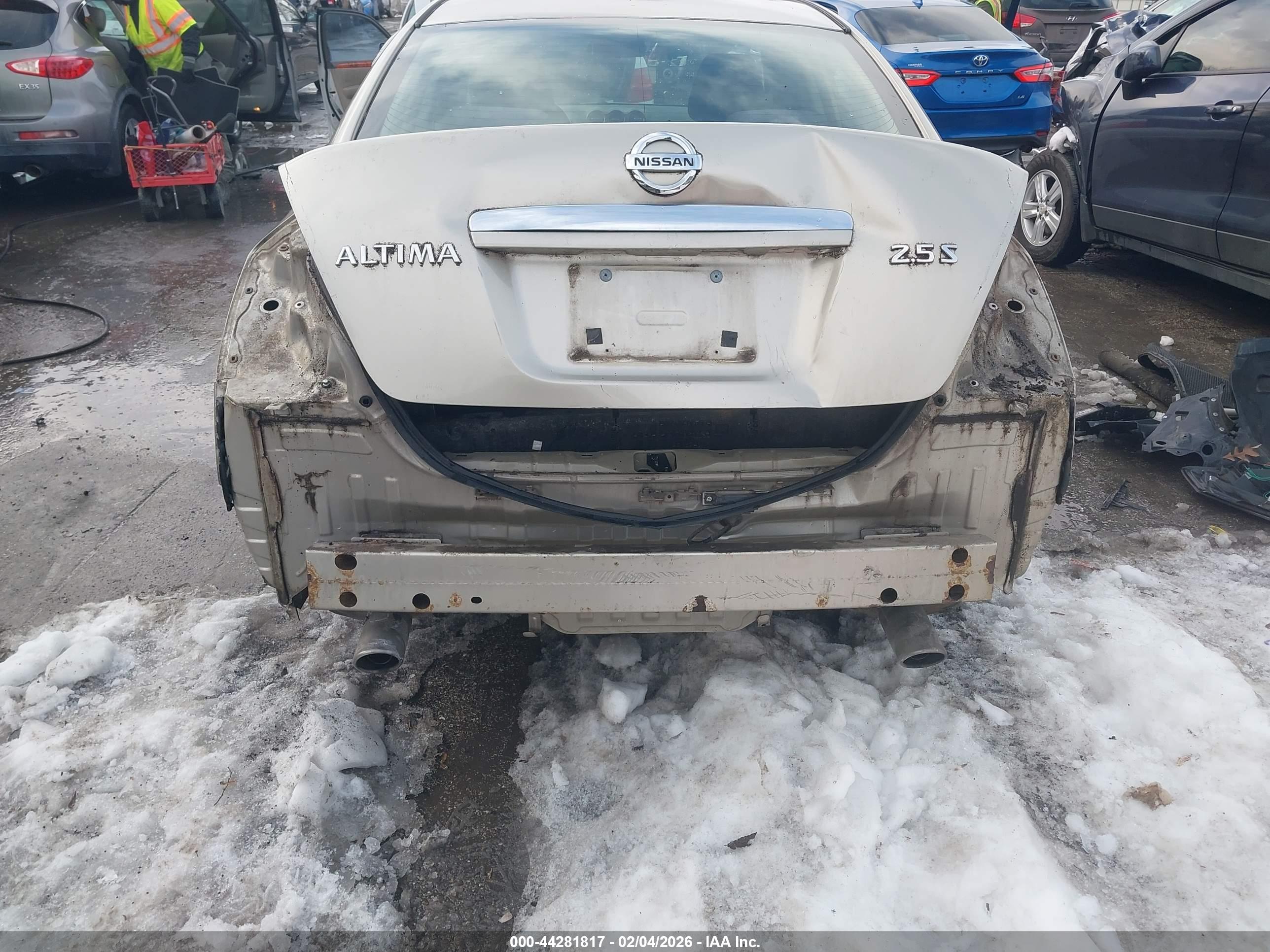NISSAN ALTIMA image 6
