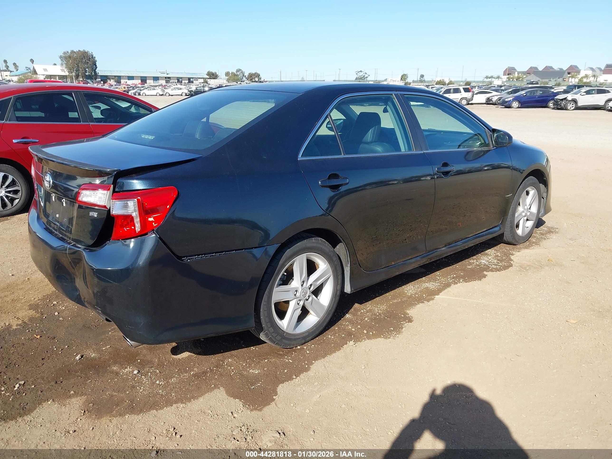 TOYOTA CAMRY image 4