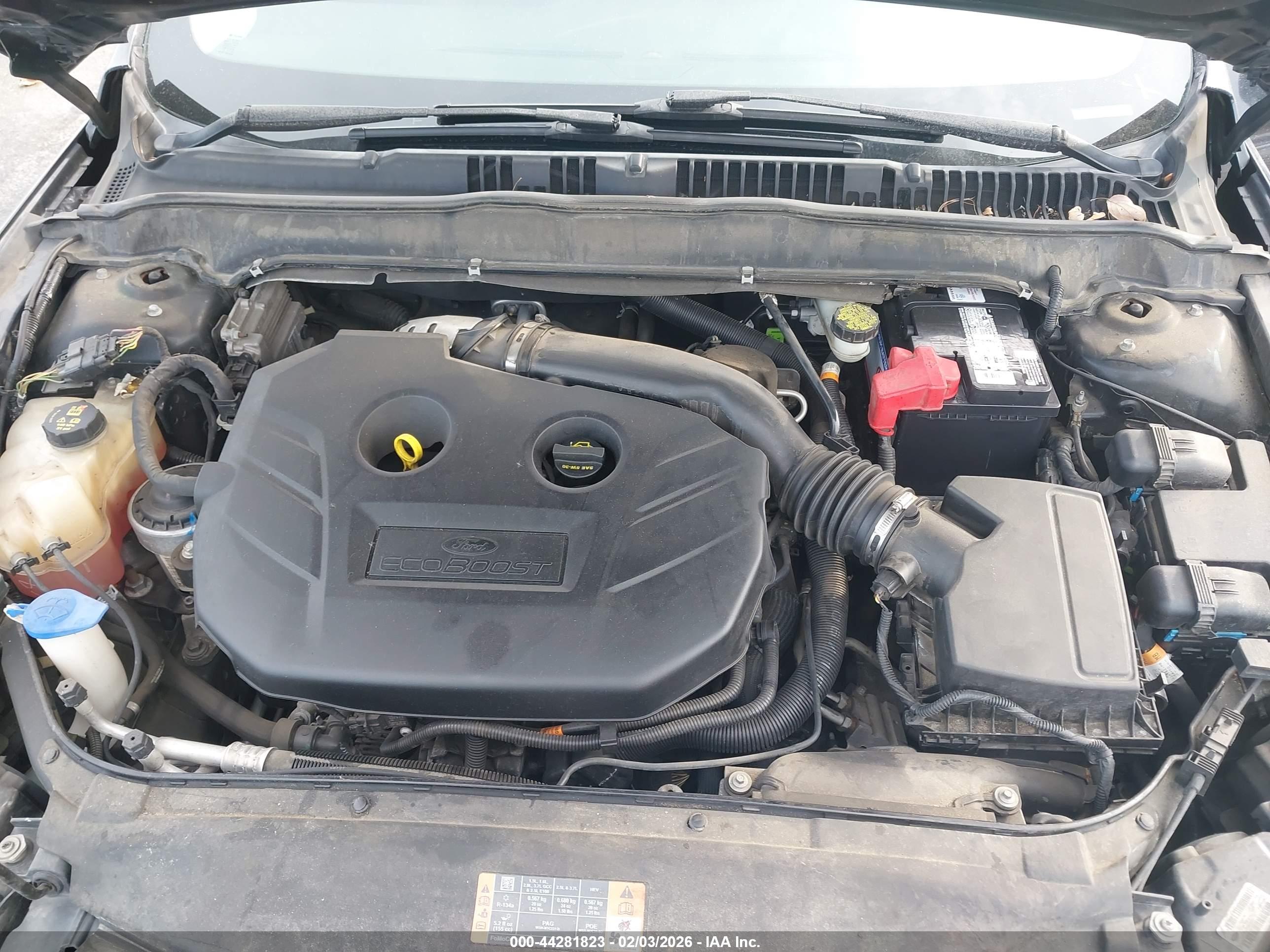 FORD FUSION image 10