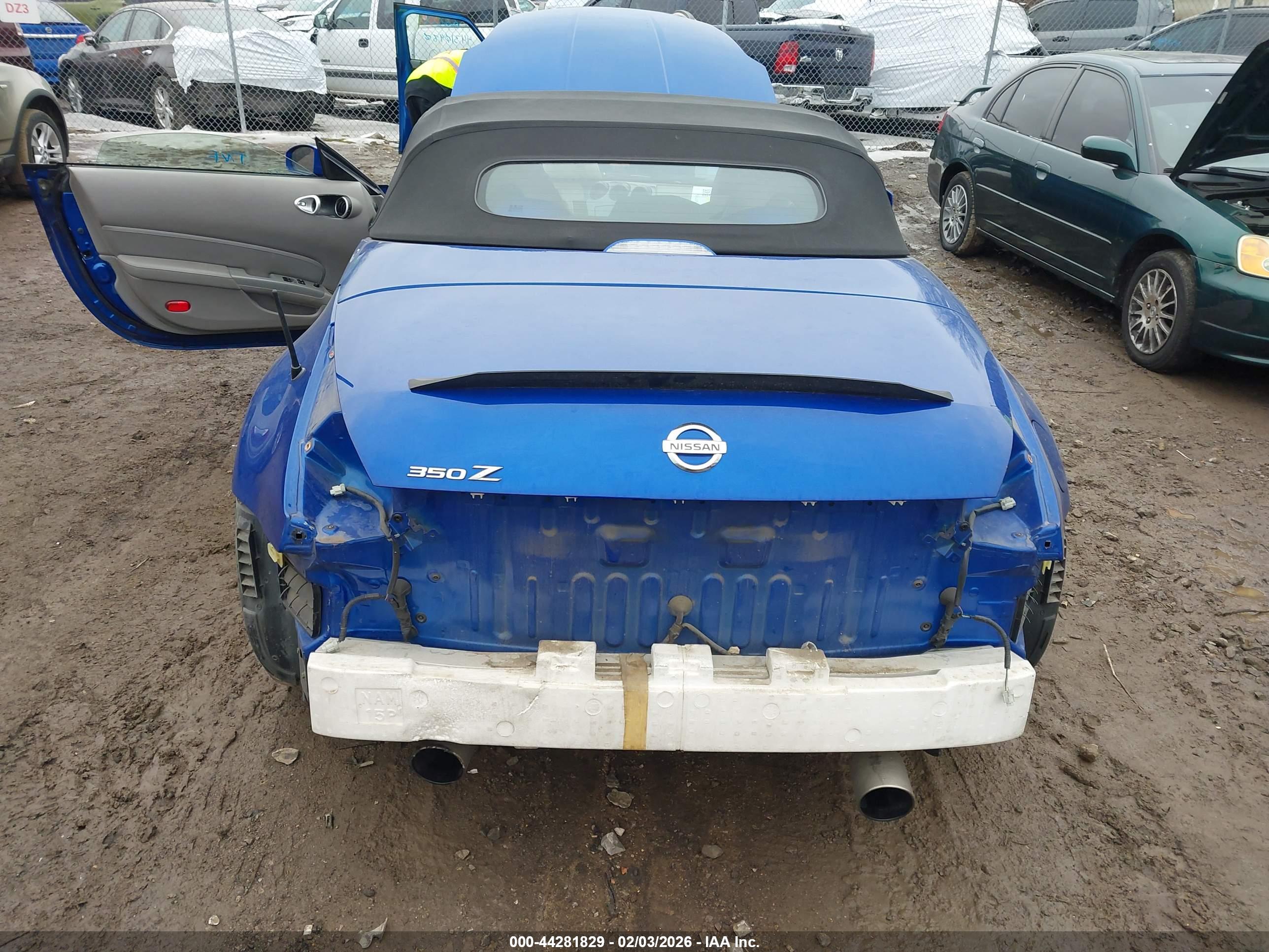 NISSAN 350Z image 6