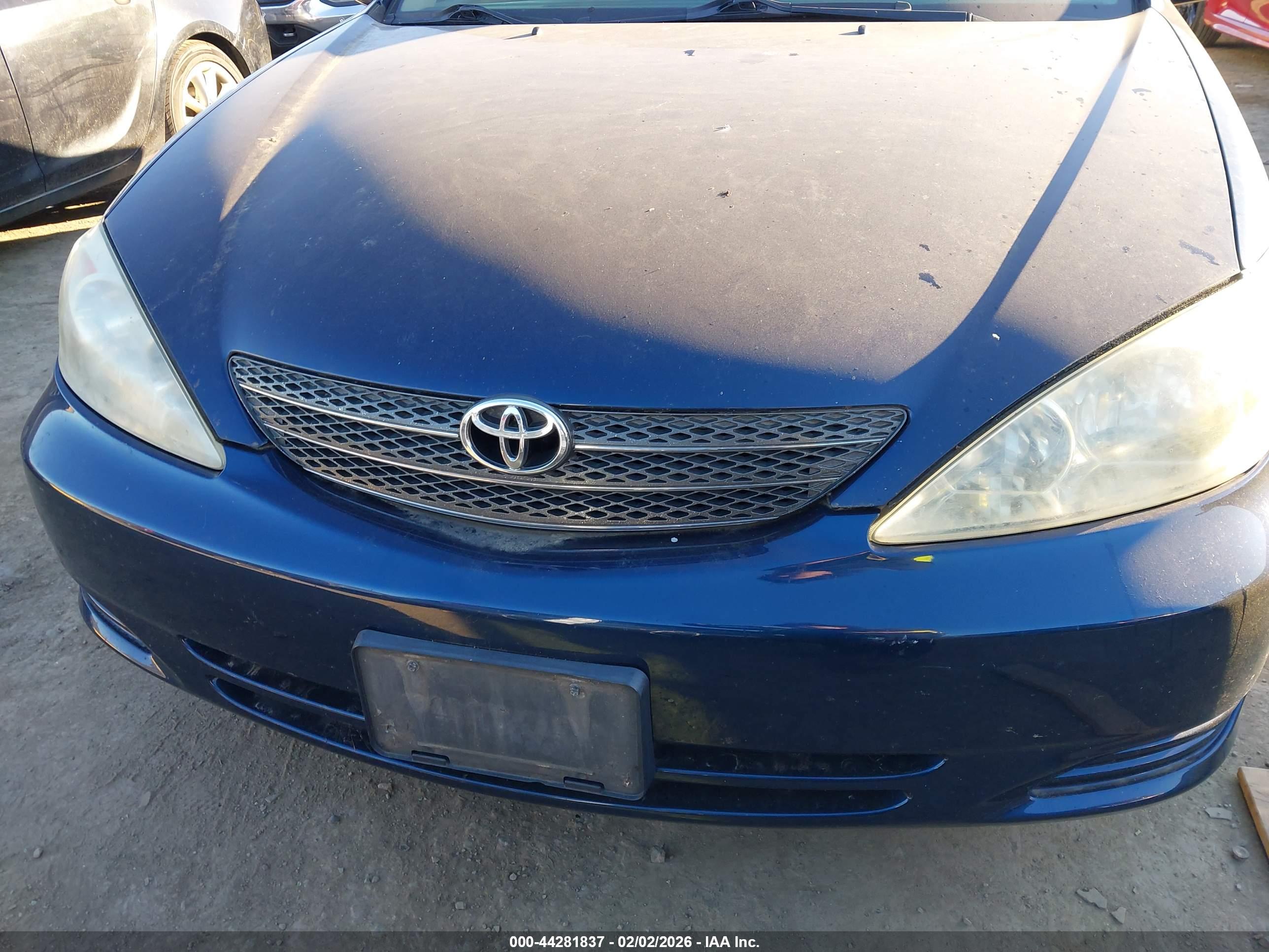 TOYOTA CAMRY image 6