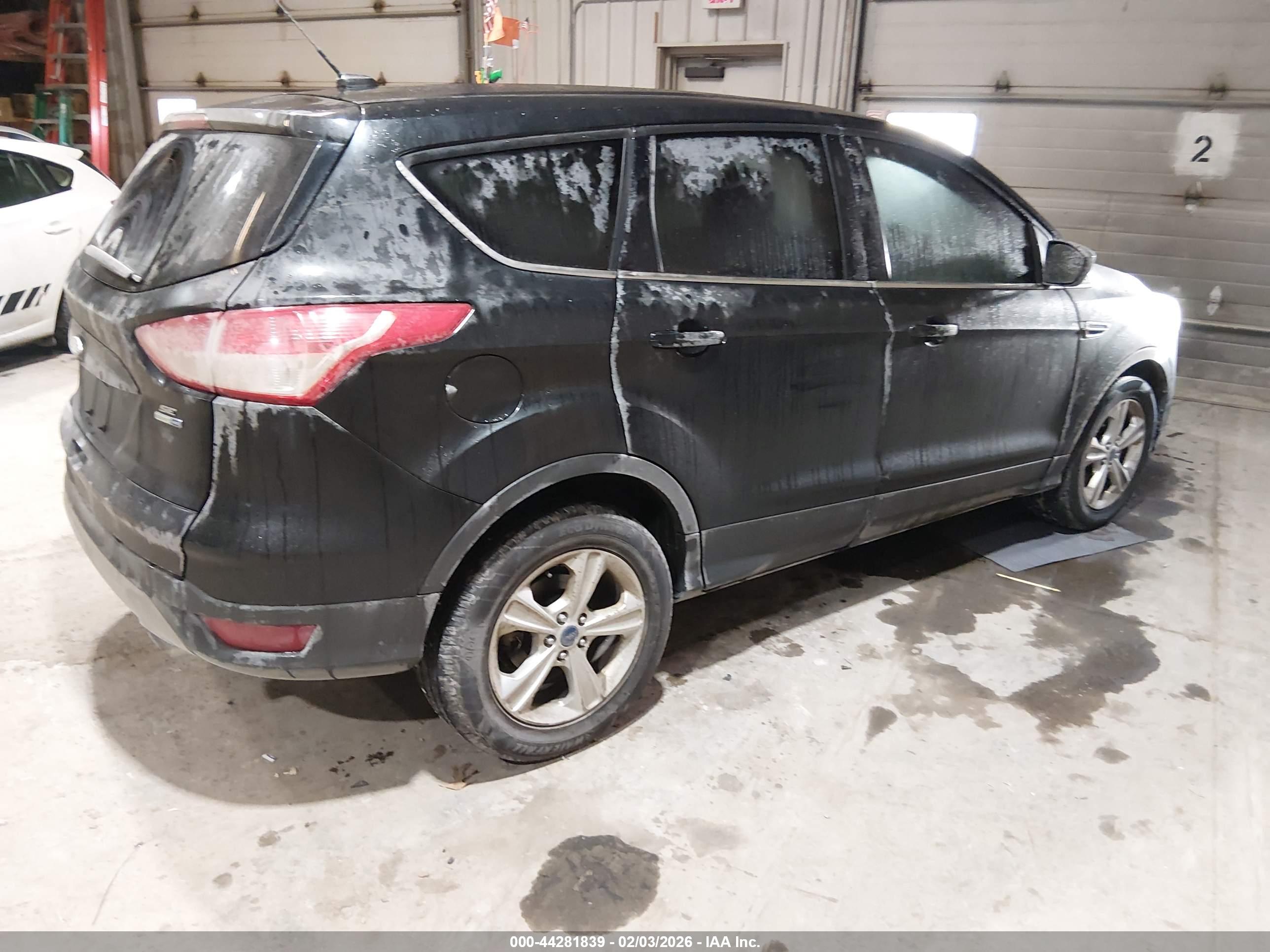 FORD ESCAPE image 4