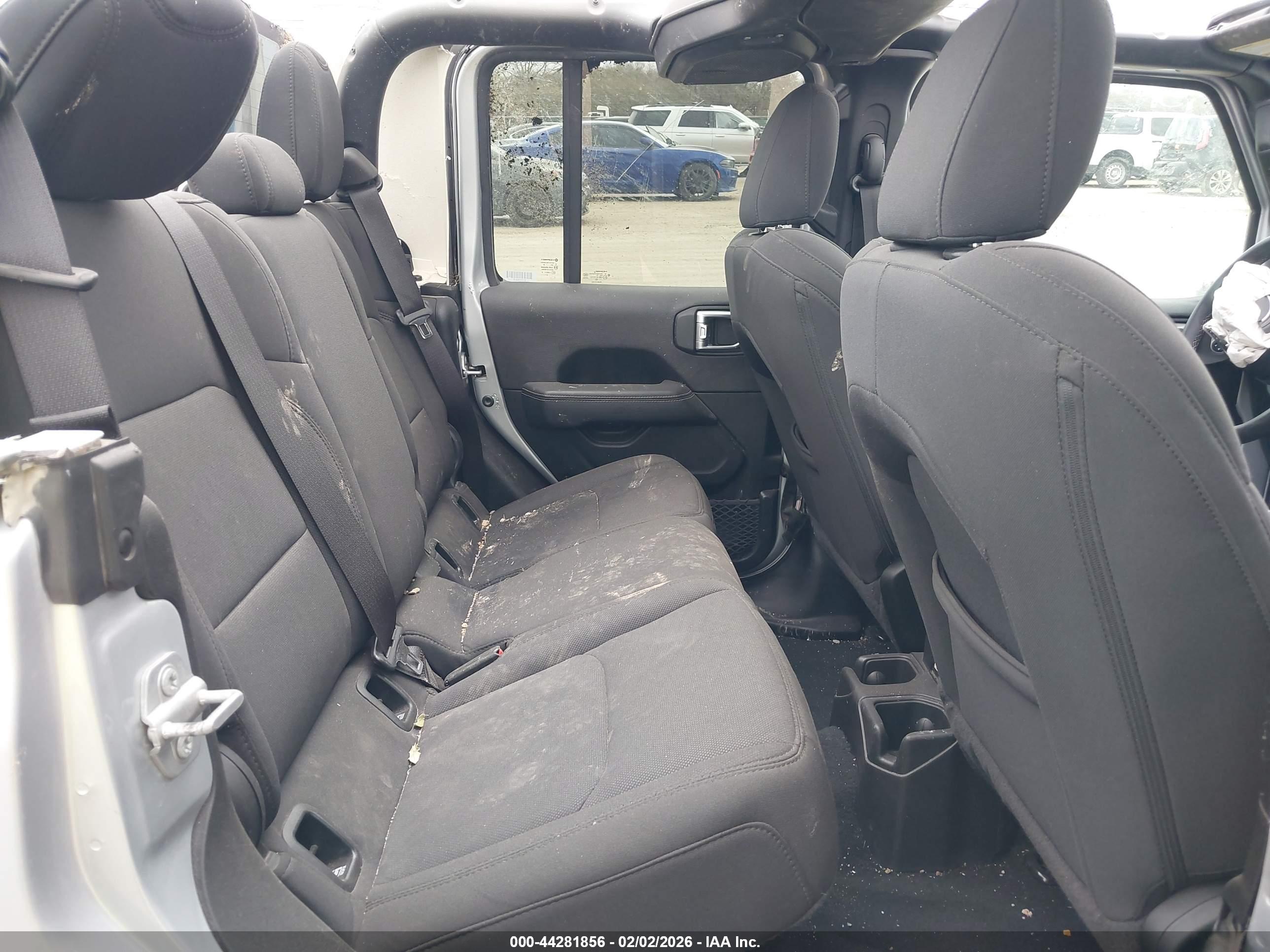 JEEP GLADIATOR image 8