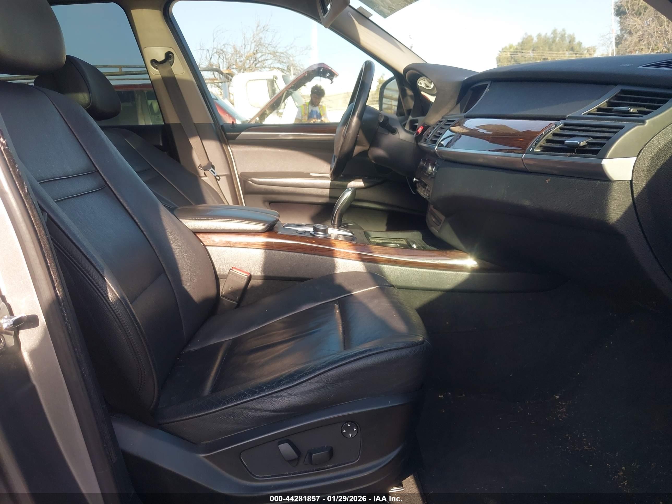 BMW X5 image 5