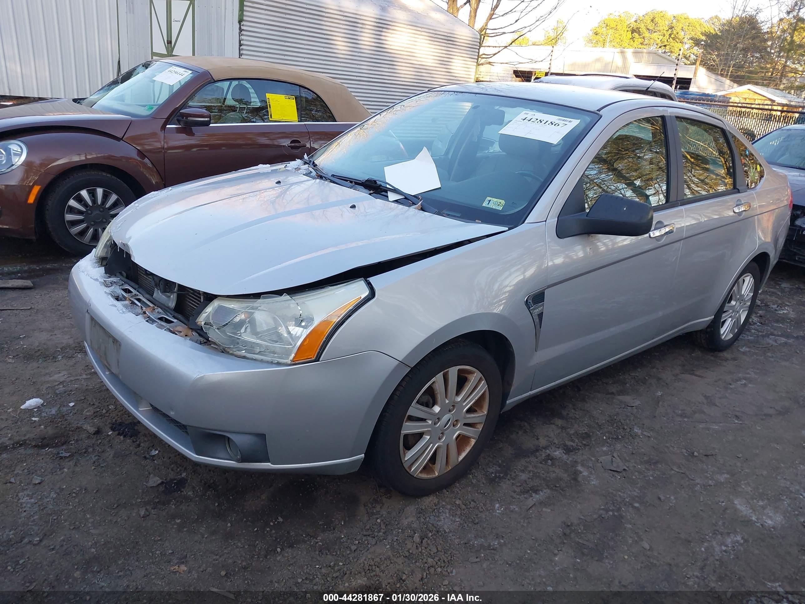 FORD FOCUS image 2