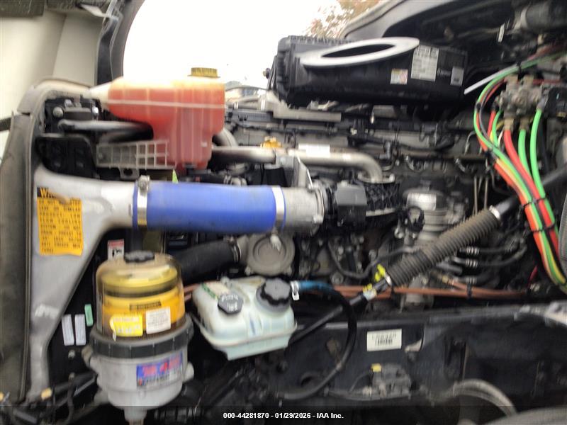 FREIGHTLINER NEW image 10