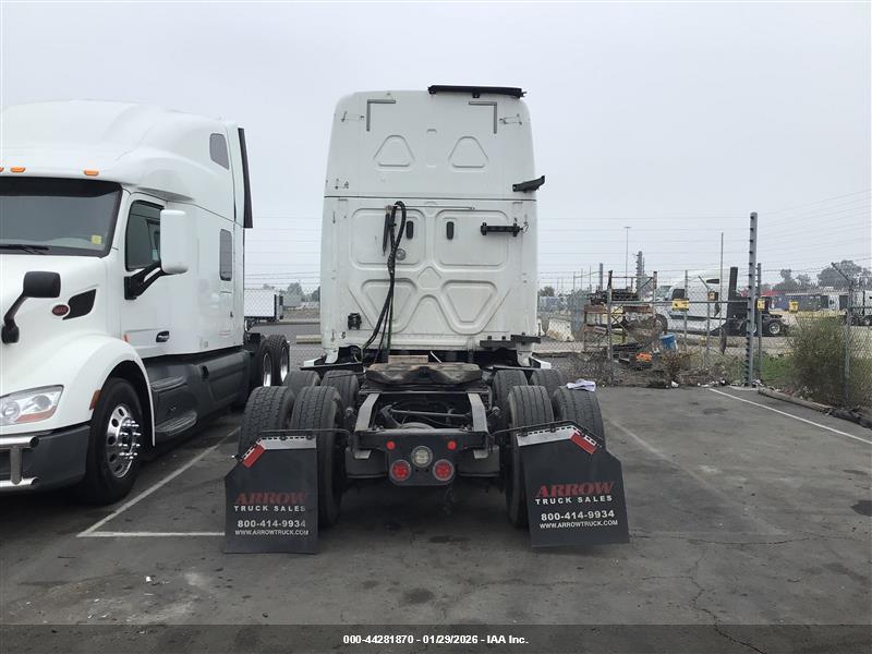 FREIGHTLINER NEW image 8