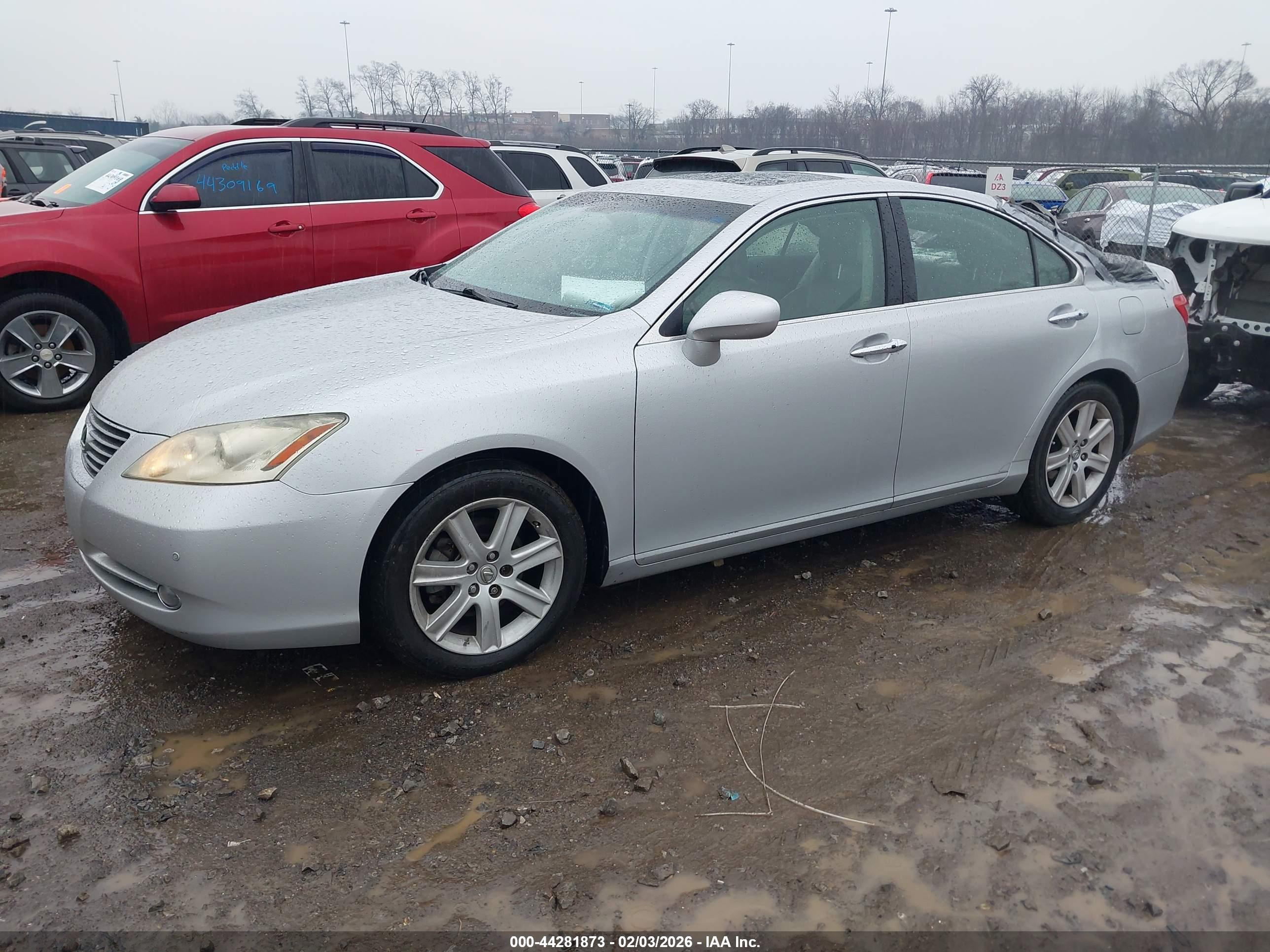 LEXUS ES image 2