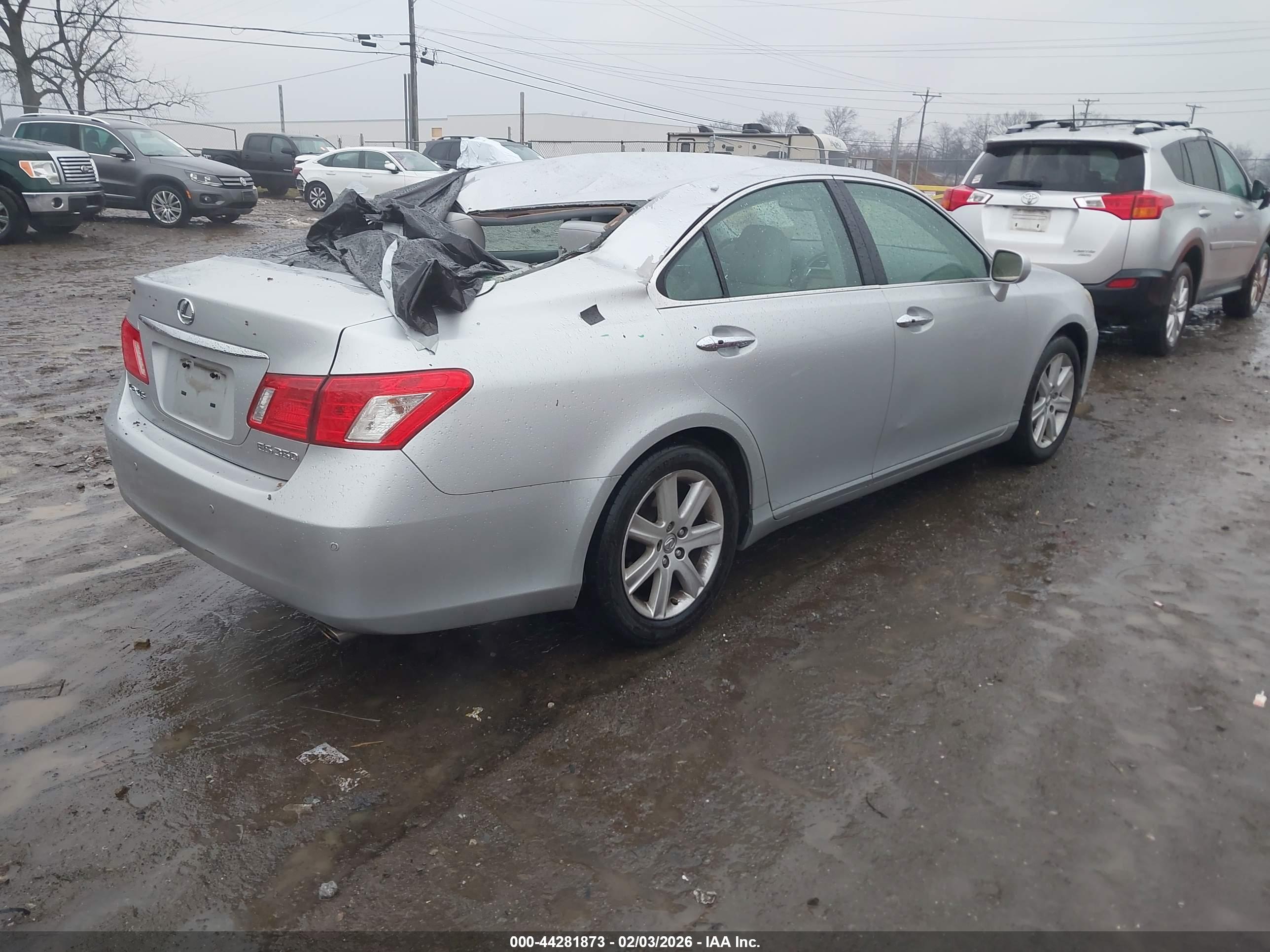 LEXUS ES image 4